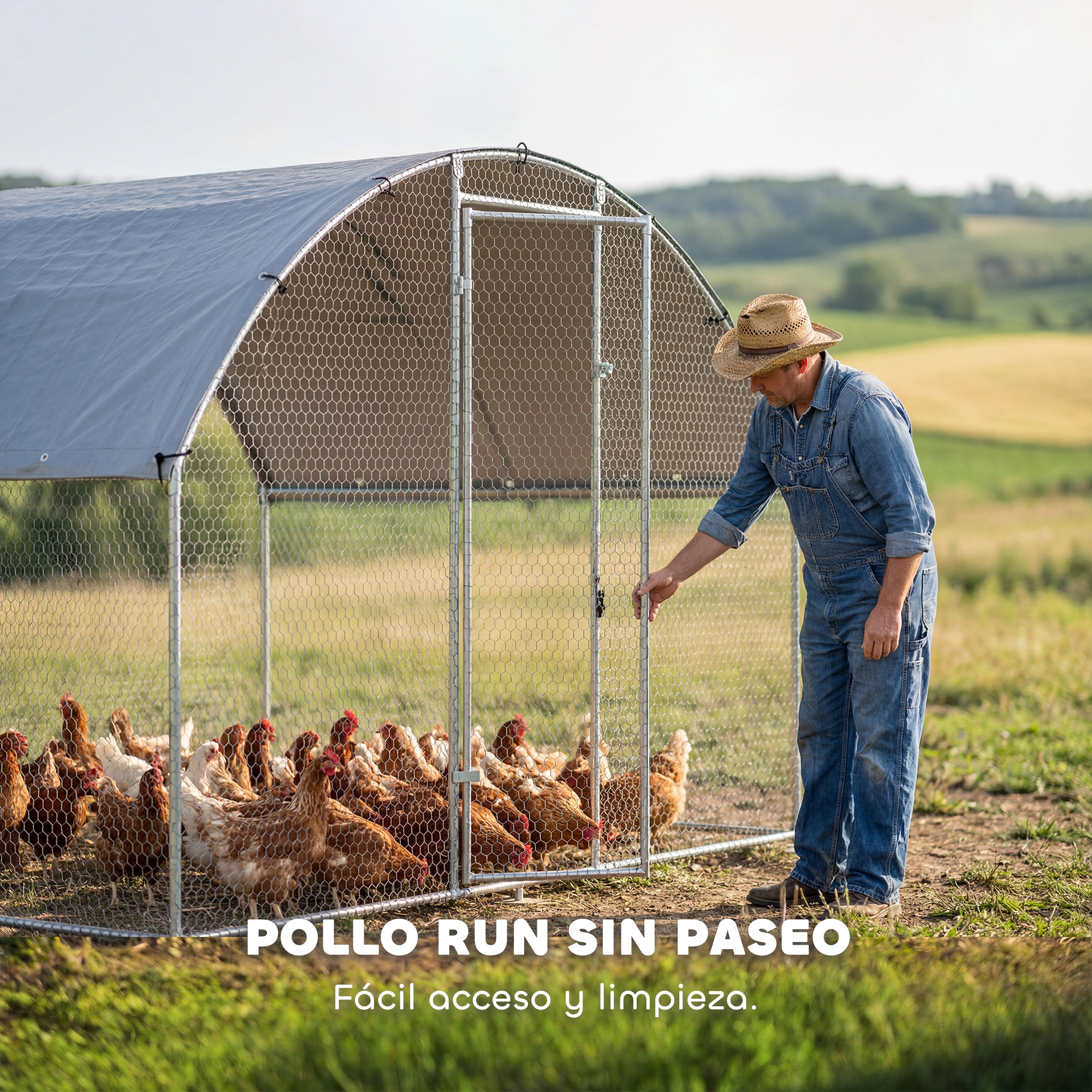 Un hombre con overol abre un gallinero con muchas gallinas dentro.