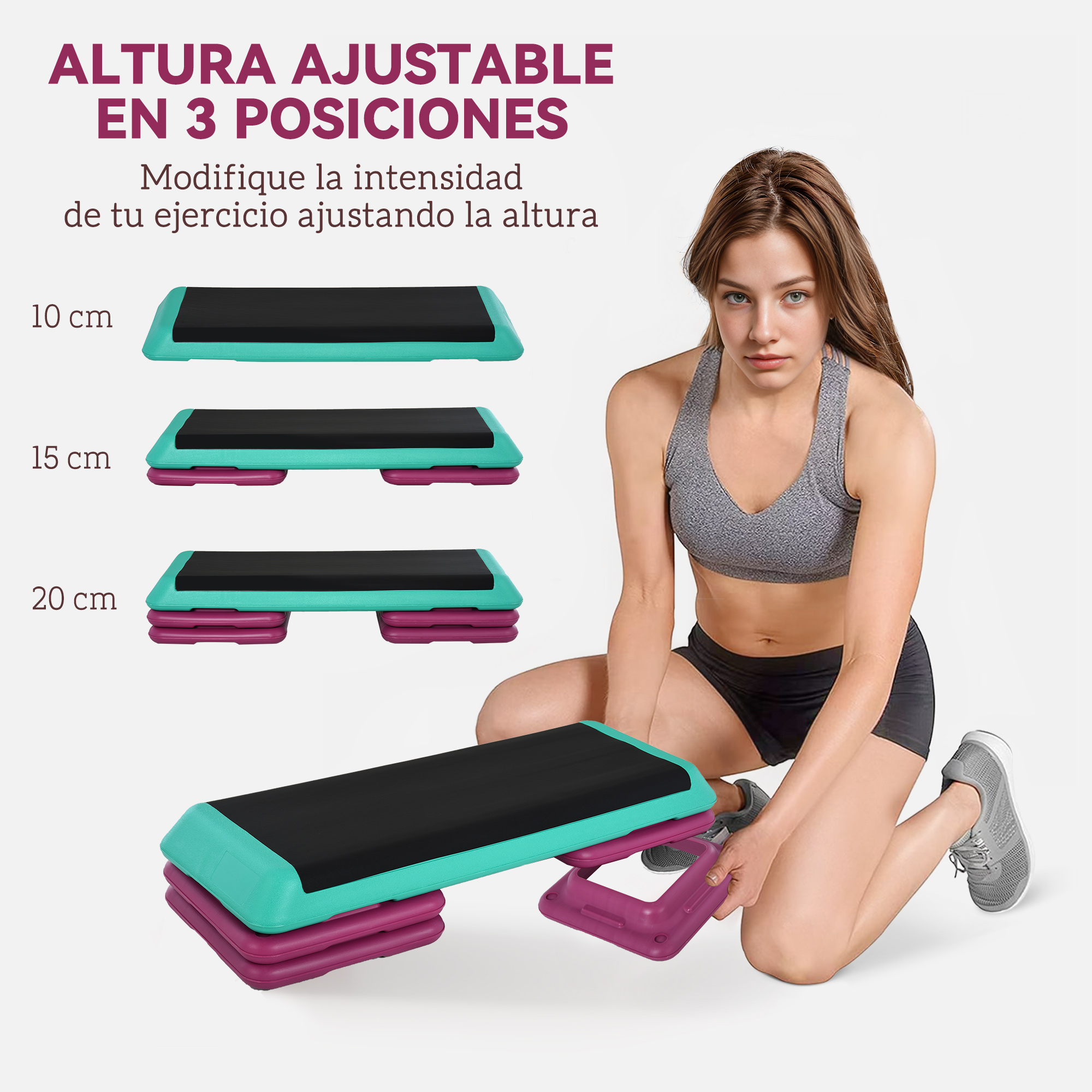 Mujer ajusta escalón aeróbico con elevadores morados. Escalones negro/verde para ejercicio.
