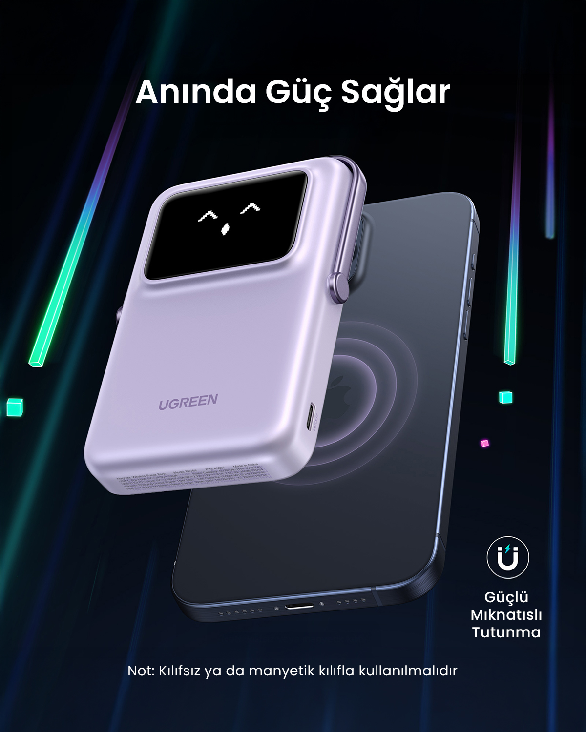 Fioletowy power bank z uroczą buźką przyczepia się do ciemnego telefonu.