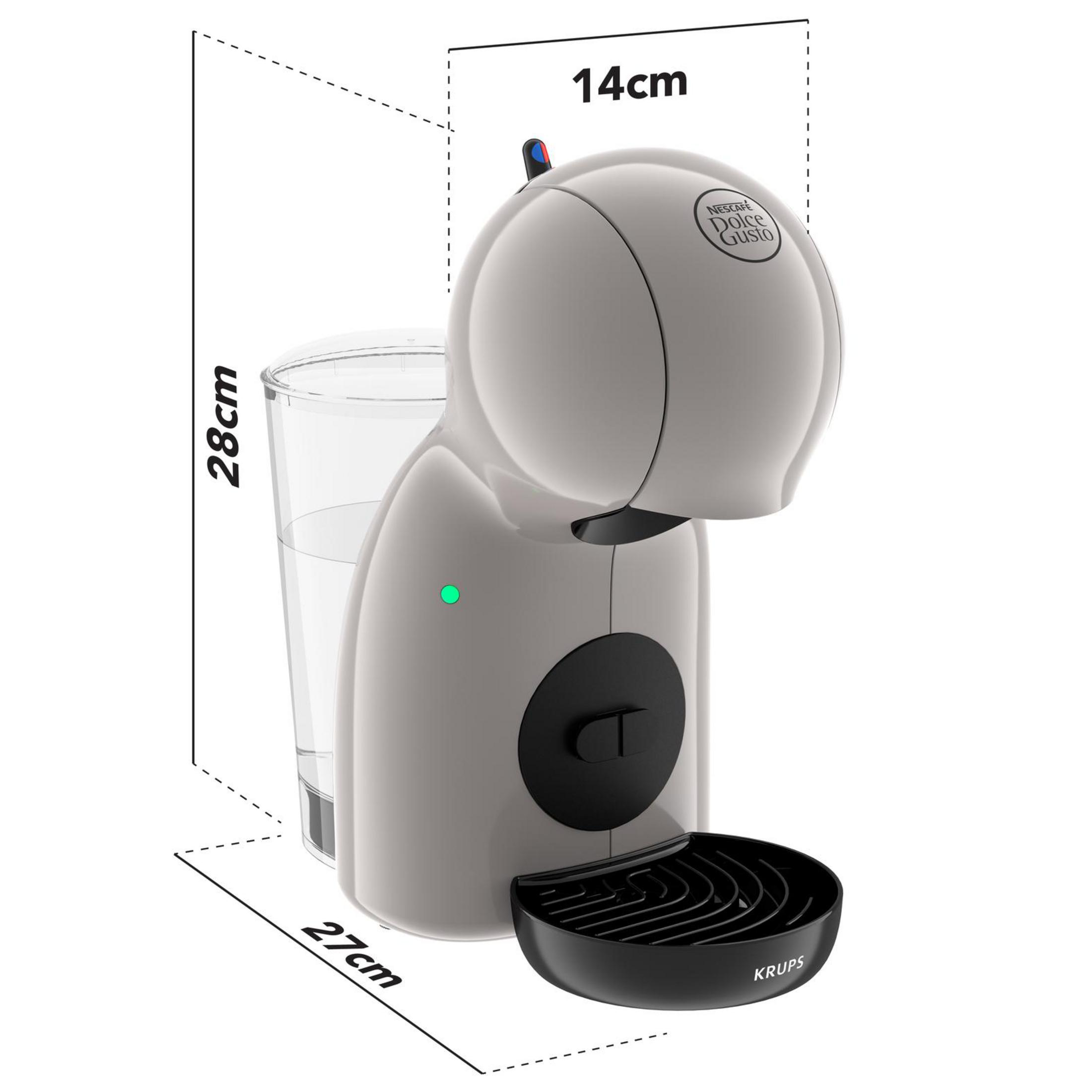 Een witte Dolce Gusto koffiezetapparaat met een glas water. Afmetingen getoond.