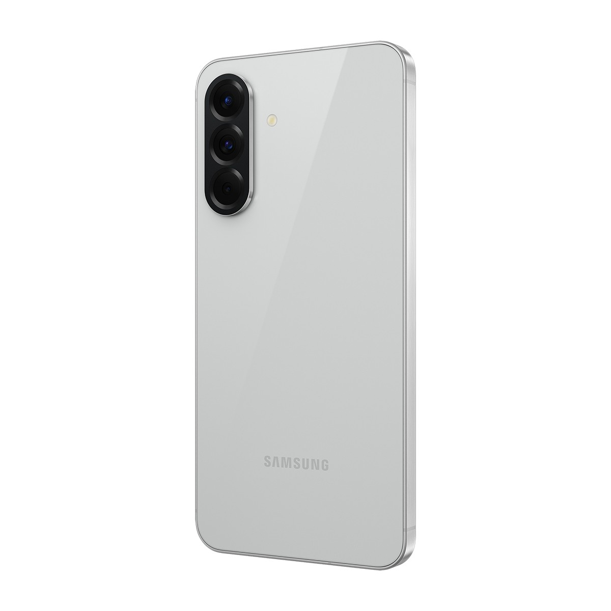 Arkada üç kamerası olan beyaz bir Samsung akıllı telefon.
