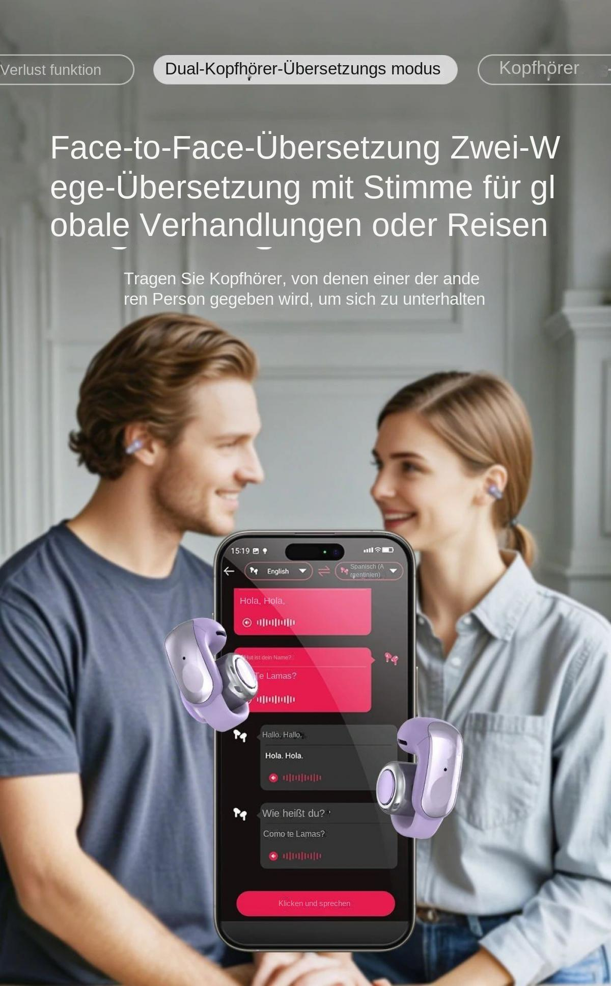 Mann und Frau mit lila Kopfhörern, Handy zeigt Übersetzungs-App.