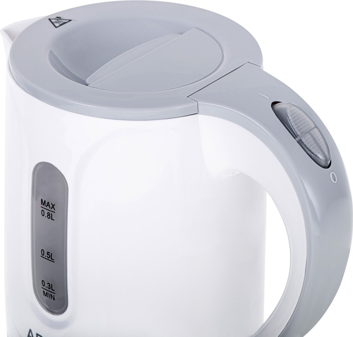 Een witte waterkoker met grijze accenten, close-up.