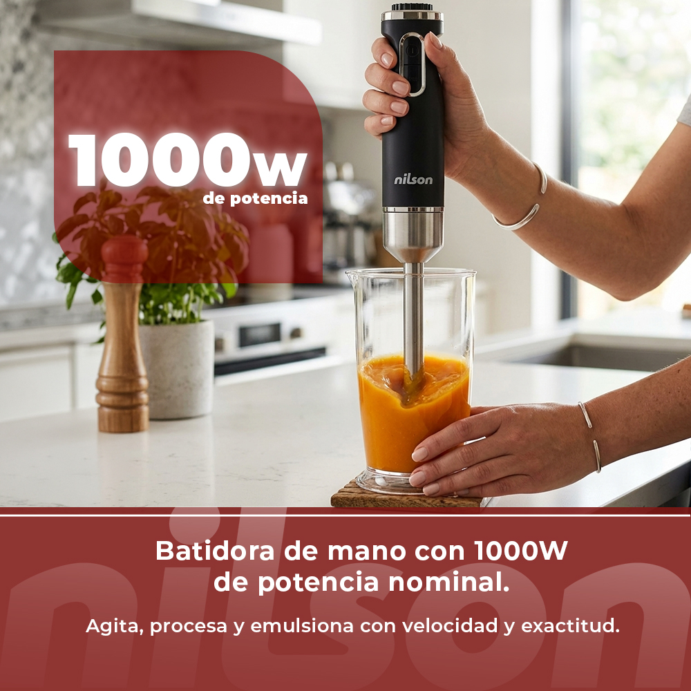 Una batidora de mano de 1000W mezcla líquido naranja en un vaso.