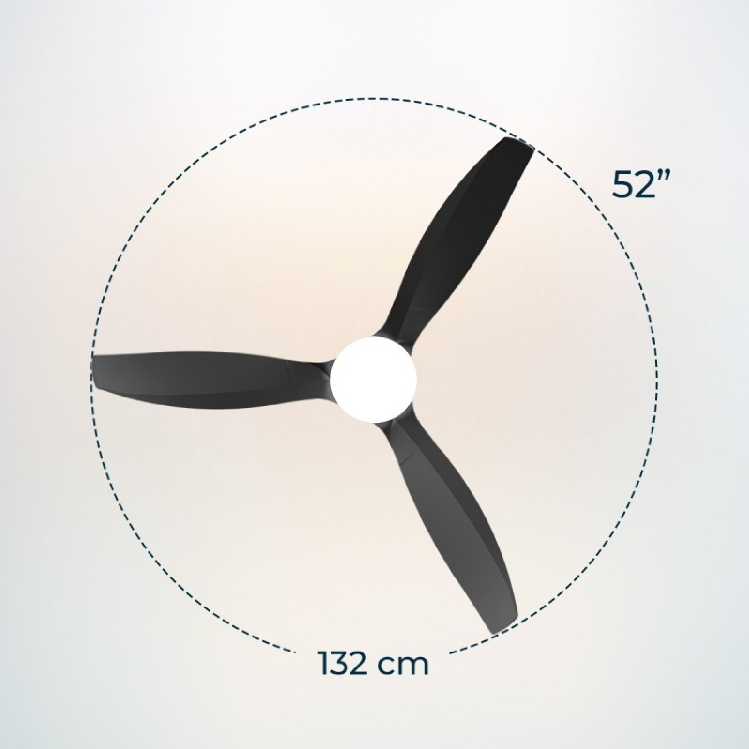 Ventilatore da soffitto nero con tre pale, diametro 52 pollici / 132 cm.