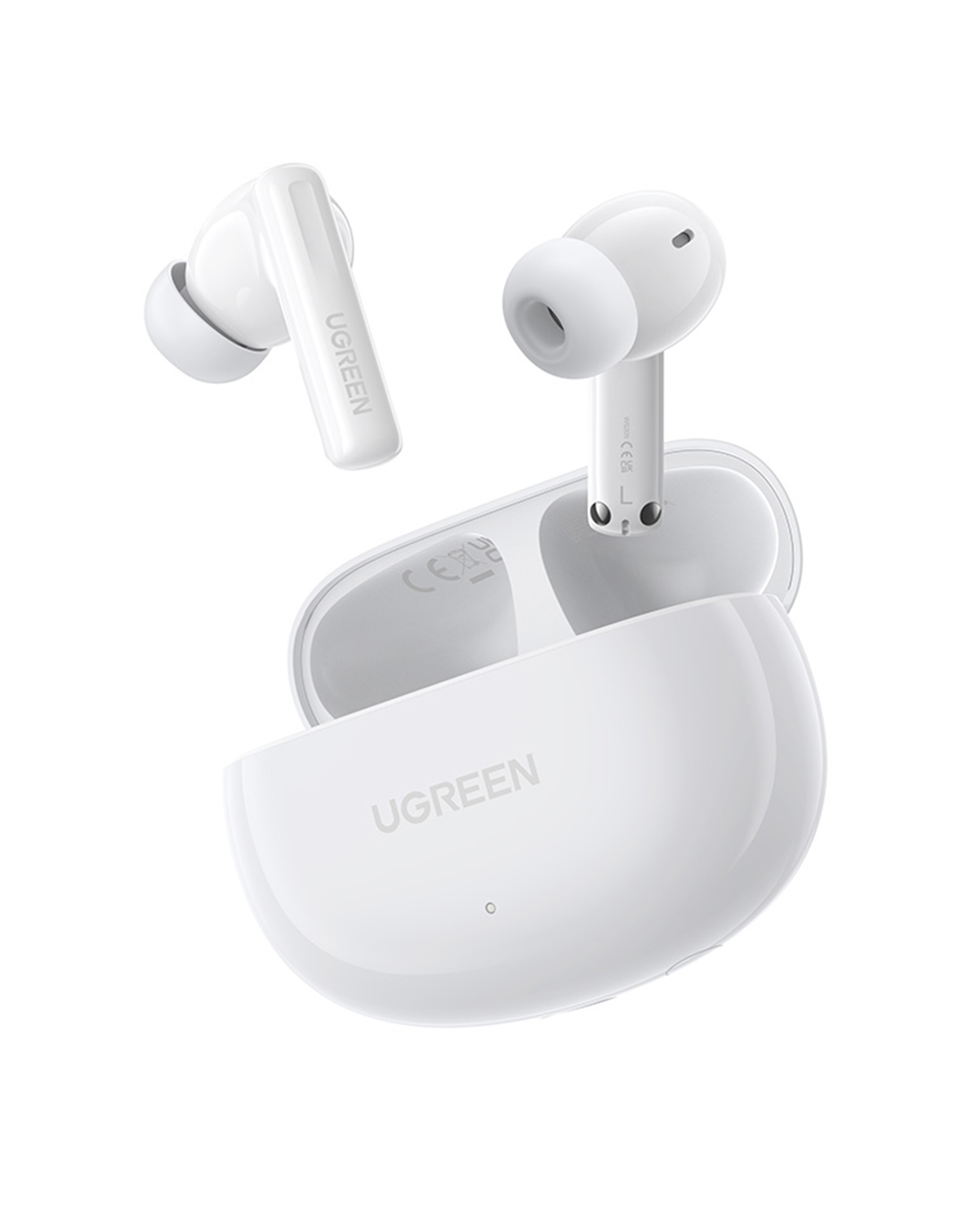 Białe słuchawki UGREEN i otwarte etui ładujące na białym tle.