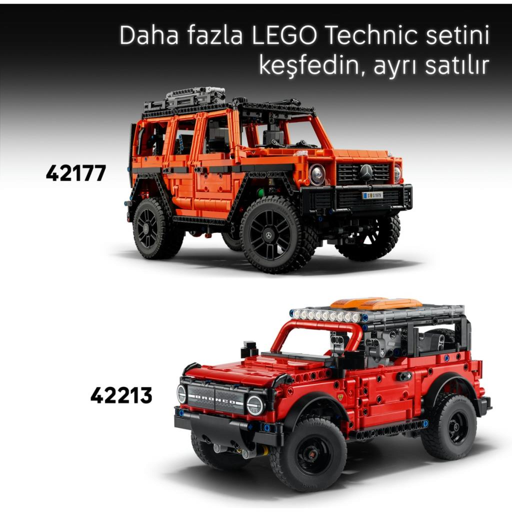 İki LEGO Technic arazi aracı: turuncu ve kırmızı. Setler 42177 ve 42213.