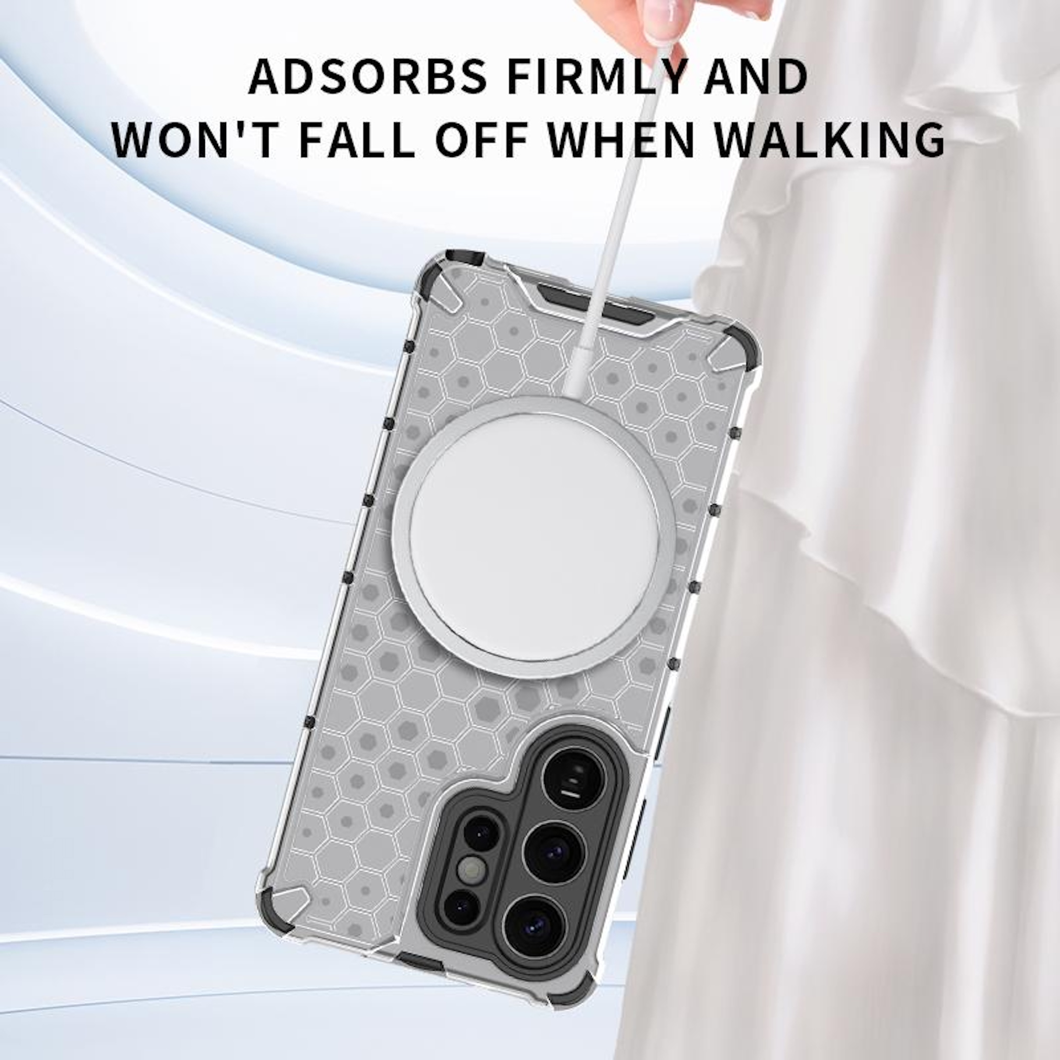 Un teléfono con una funda protectora con patrón de panal.
