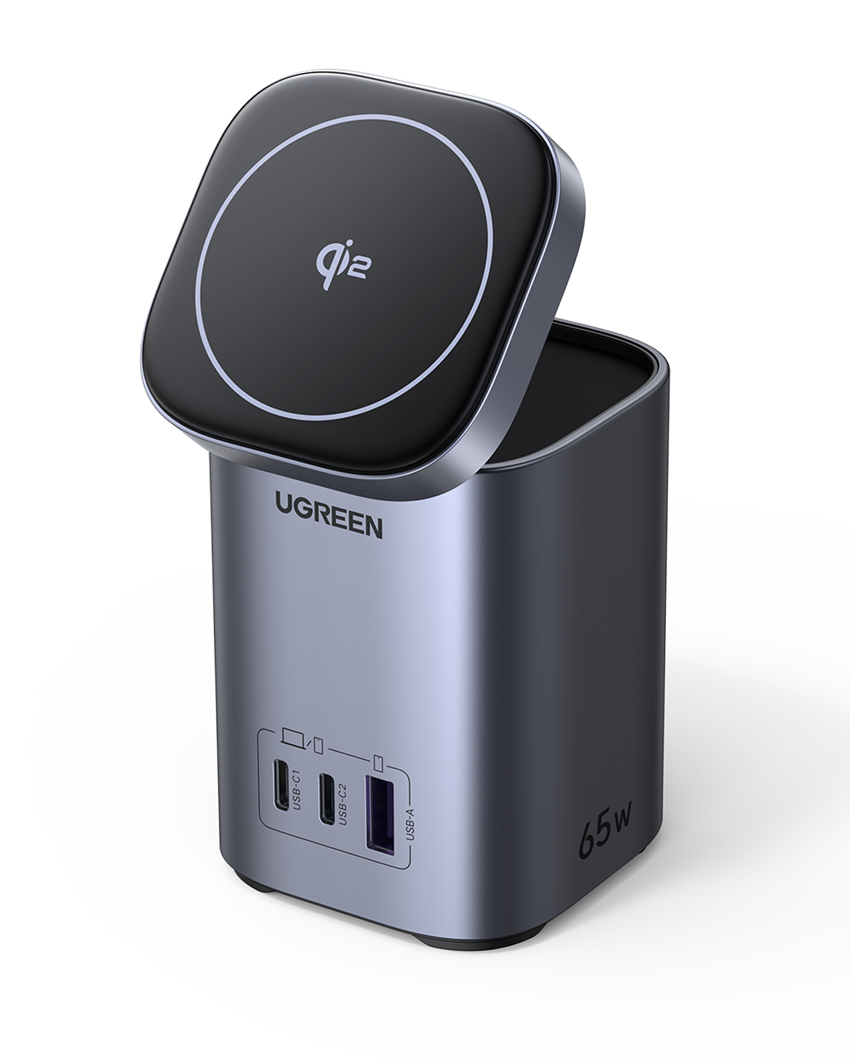 Un cubo di ricarica UGREEN grigio con logo Qi e porte USB multiple.