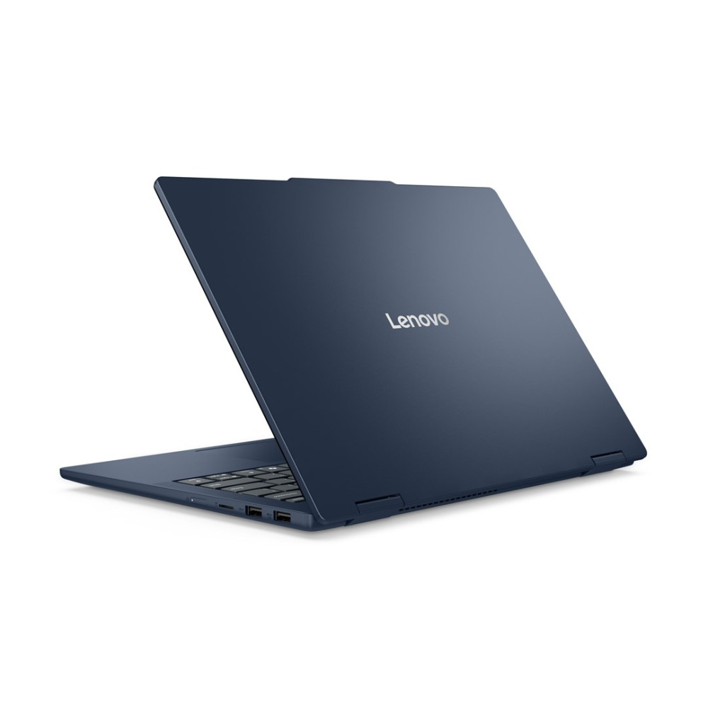 Granatowy laptop Lenovo jest otwarty, widać klawiaturę i porty z boku.