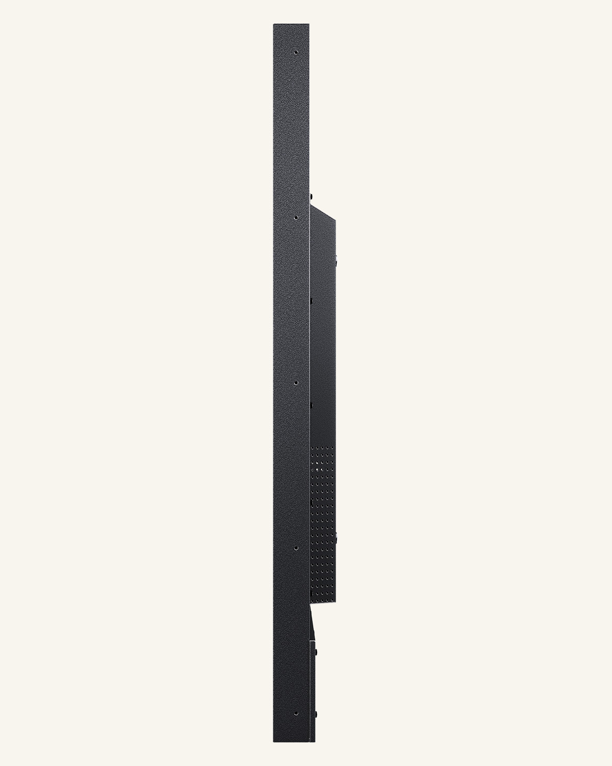 Vista lateral de un dispositivo rectangular negro con ranuras de ventilación.