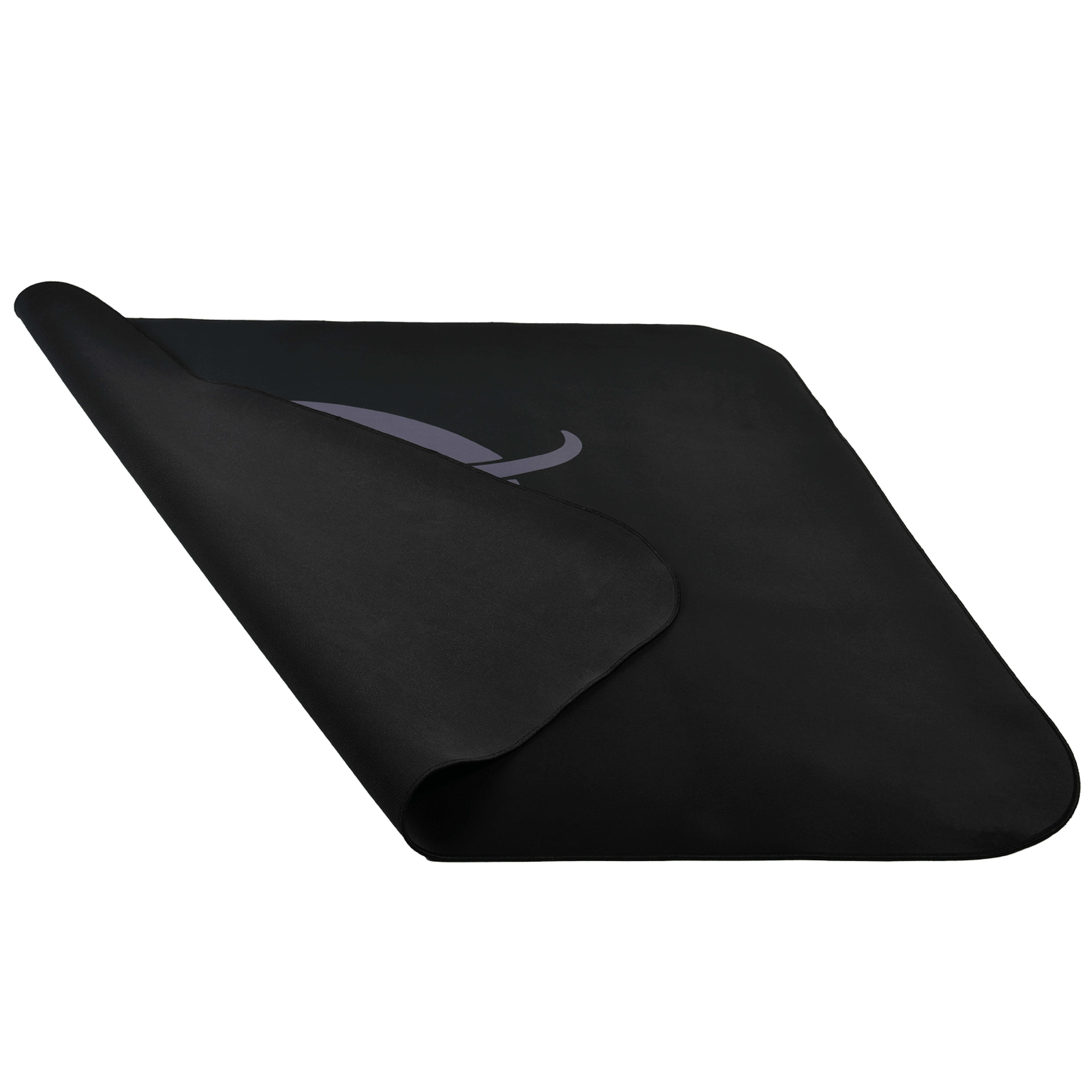 Zwart muismat met grijs logo, een hoek is omgeslagen.