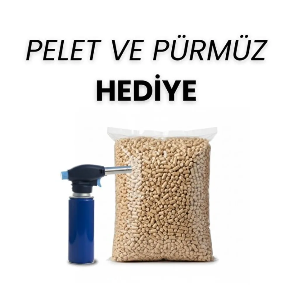 Mavi bir pürmüz, bir torba pelete doğrultuluyor.