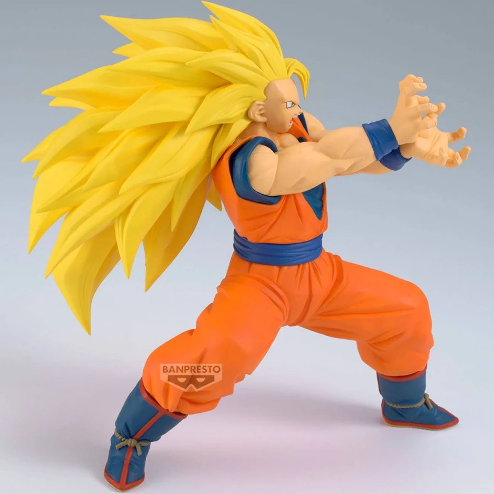 Eine Figur von Goku mit langen gelben Haaren, orangefarbener Kleidung und blauen Akzenten.