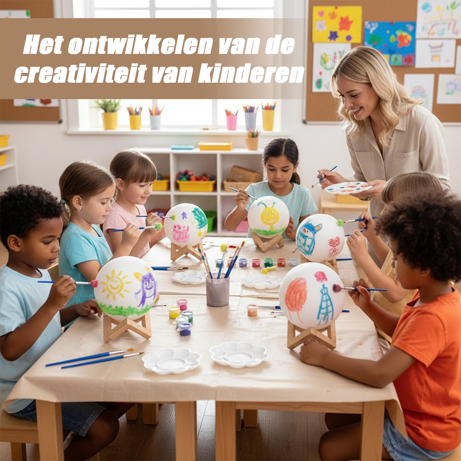 Kinder malen auf Bällen, eine Lehrerin hilft.