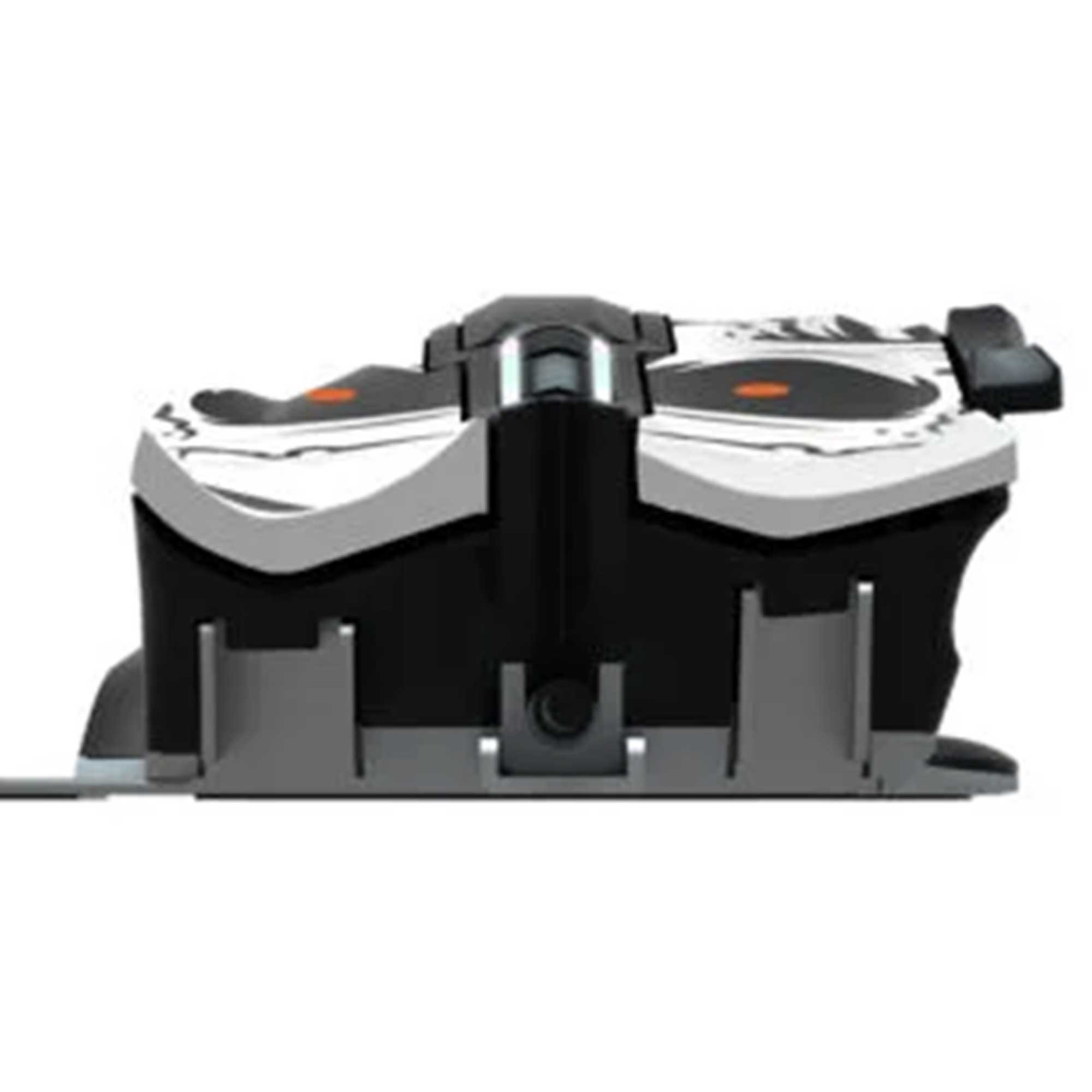 Beyaz arka plan üzerinde turuncu vurgulu gri ve siyah robot.