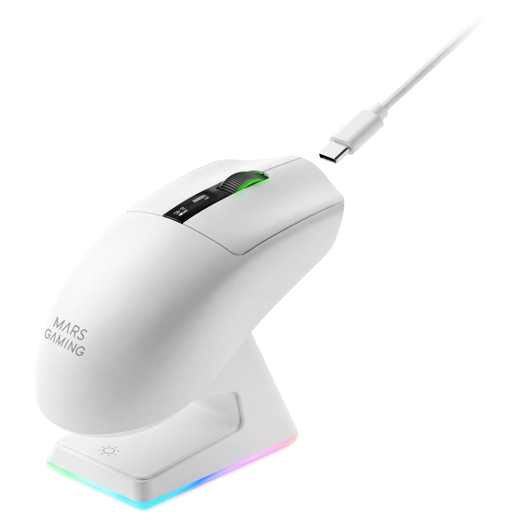 Un ratón blanco para juegos en un soporte con cable USB-C, con iluminación RGB.