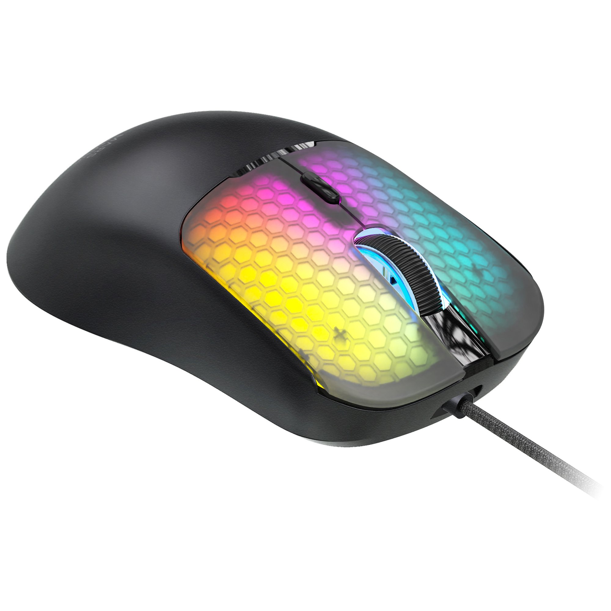 Ratón gamer negro con patrón de panal y iluminación RGB. Fondo blanco.