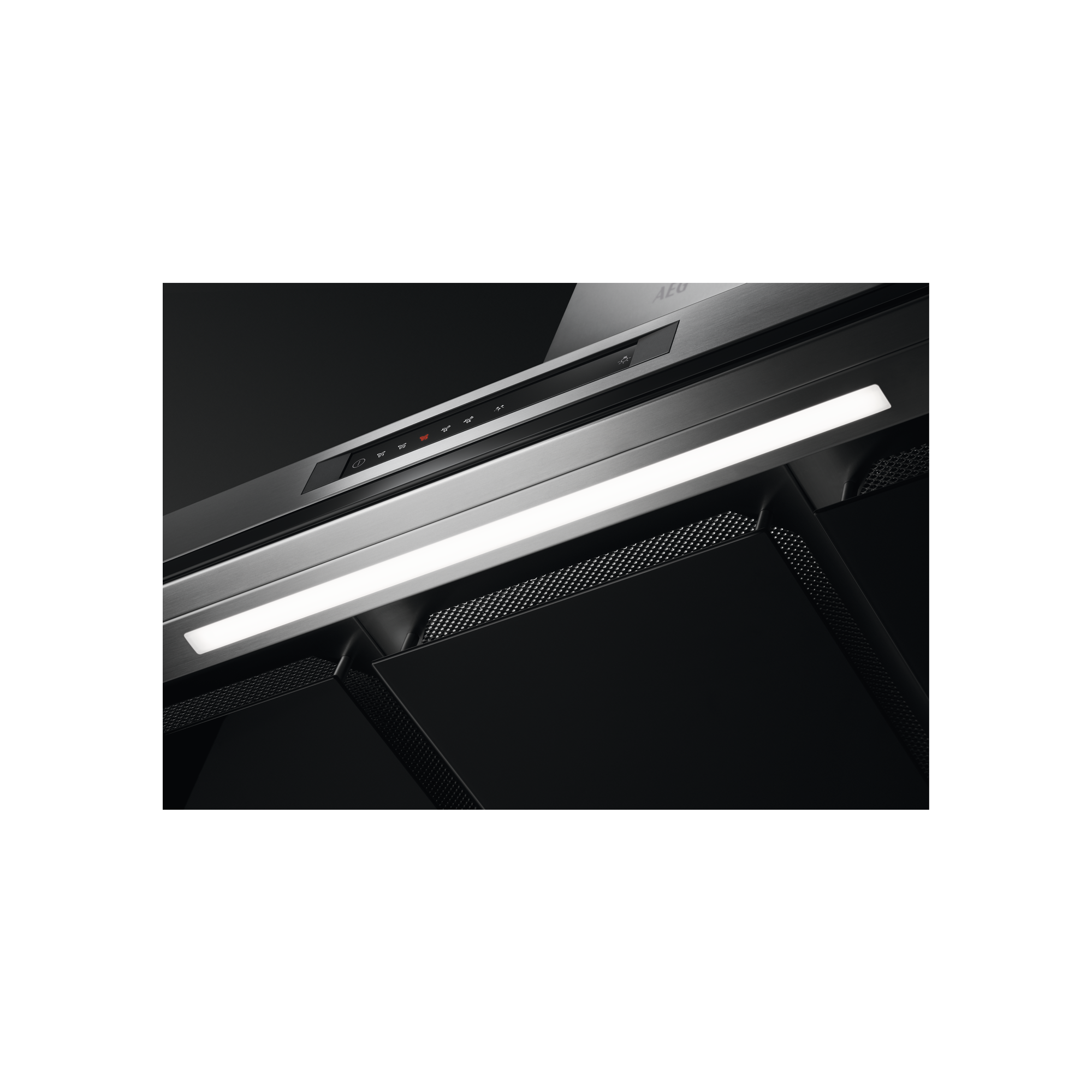 Elegante campana extractora con iluminación y panel de control.