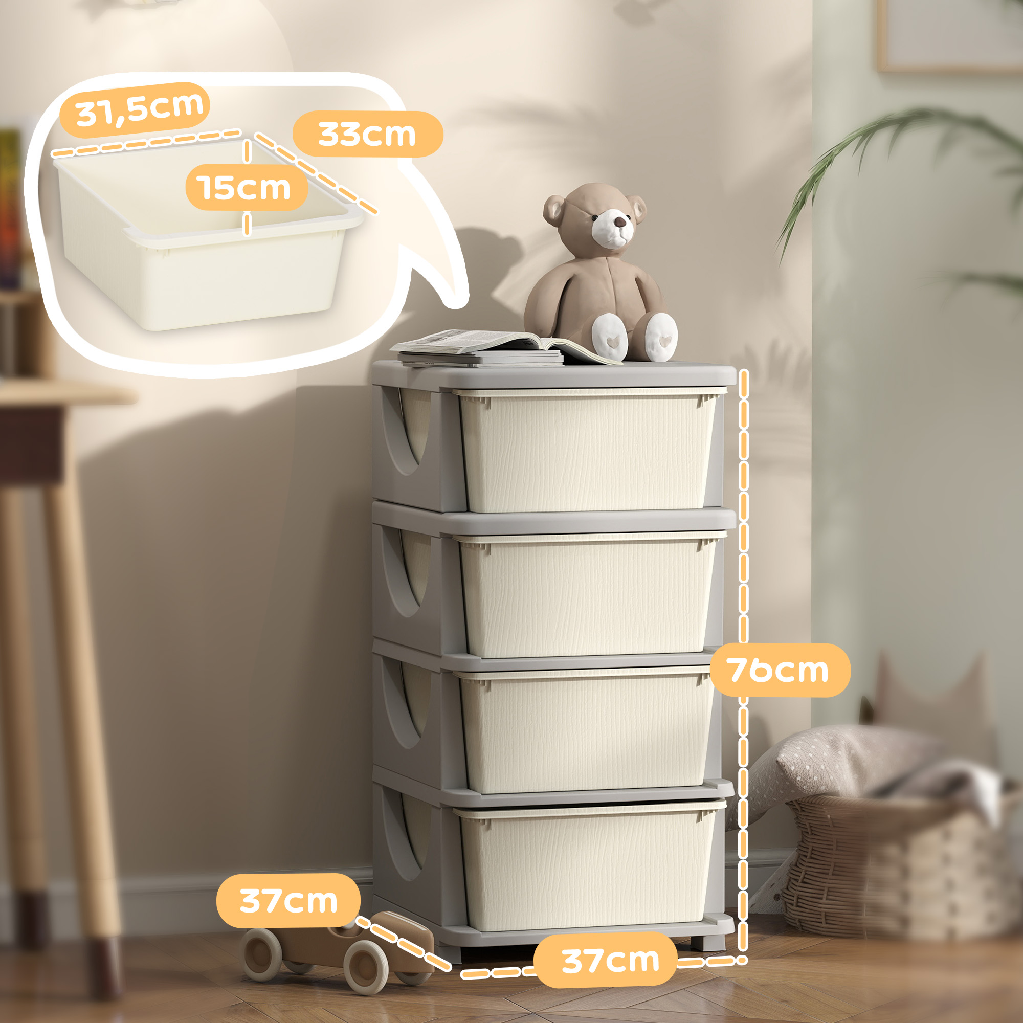 Un armario de almacenamiento beige con cuatro cajones se sitúa junto a una cesta y un oso de peluche.