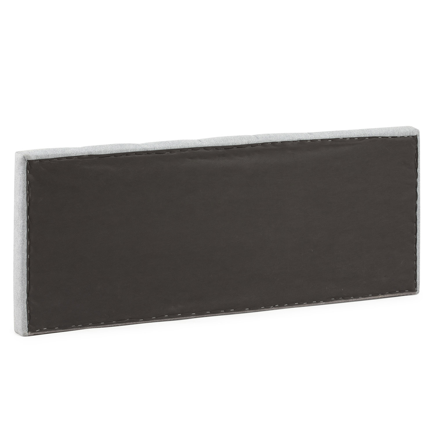 Respaldo de tela gris con parte trasera oscura, sobre fondo blanco.