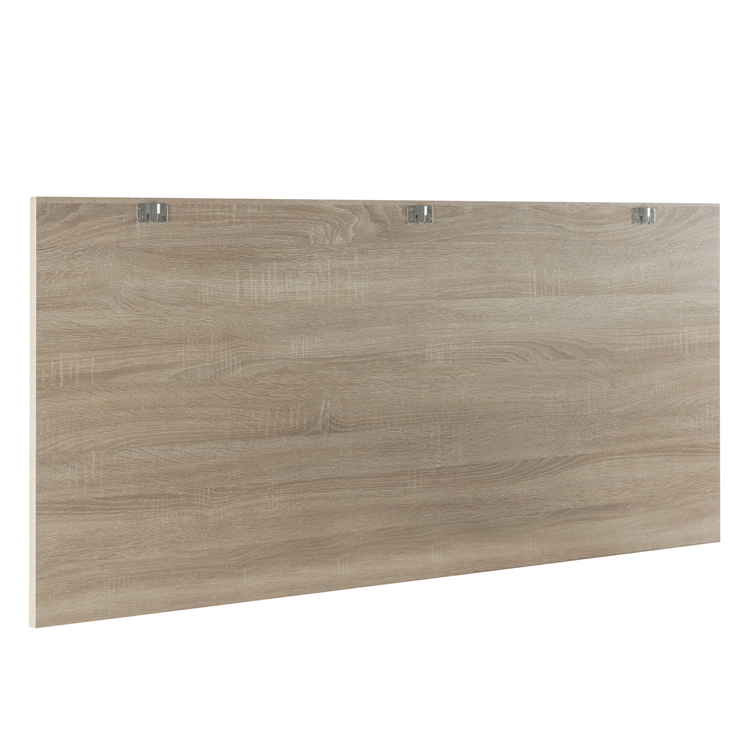 Panel de madera clara con tres soportes de pared en el borde superior.