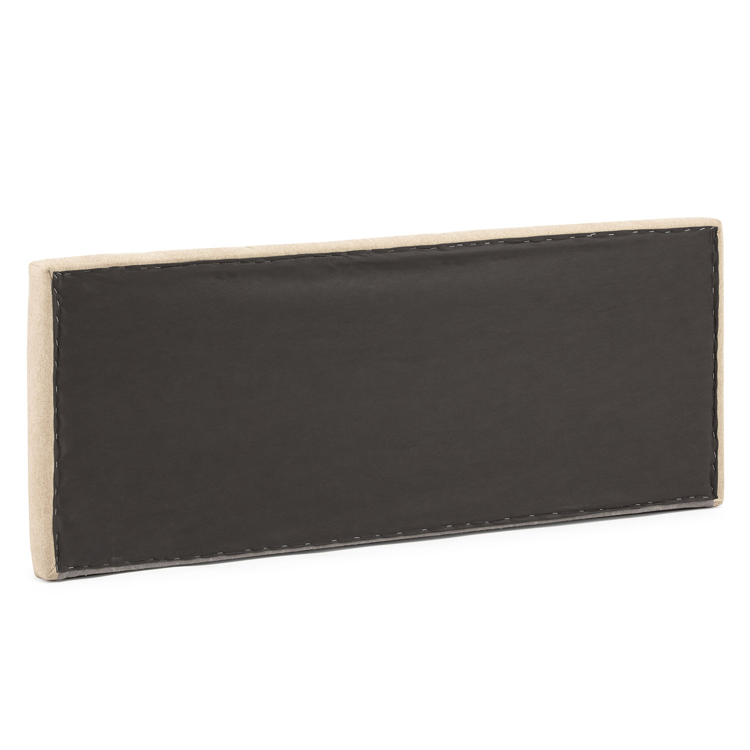 Una cabecera rectangular de tela beige con una inserción oscura, unida con costuras.