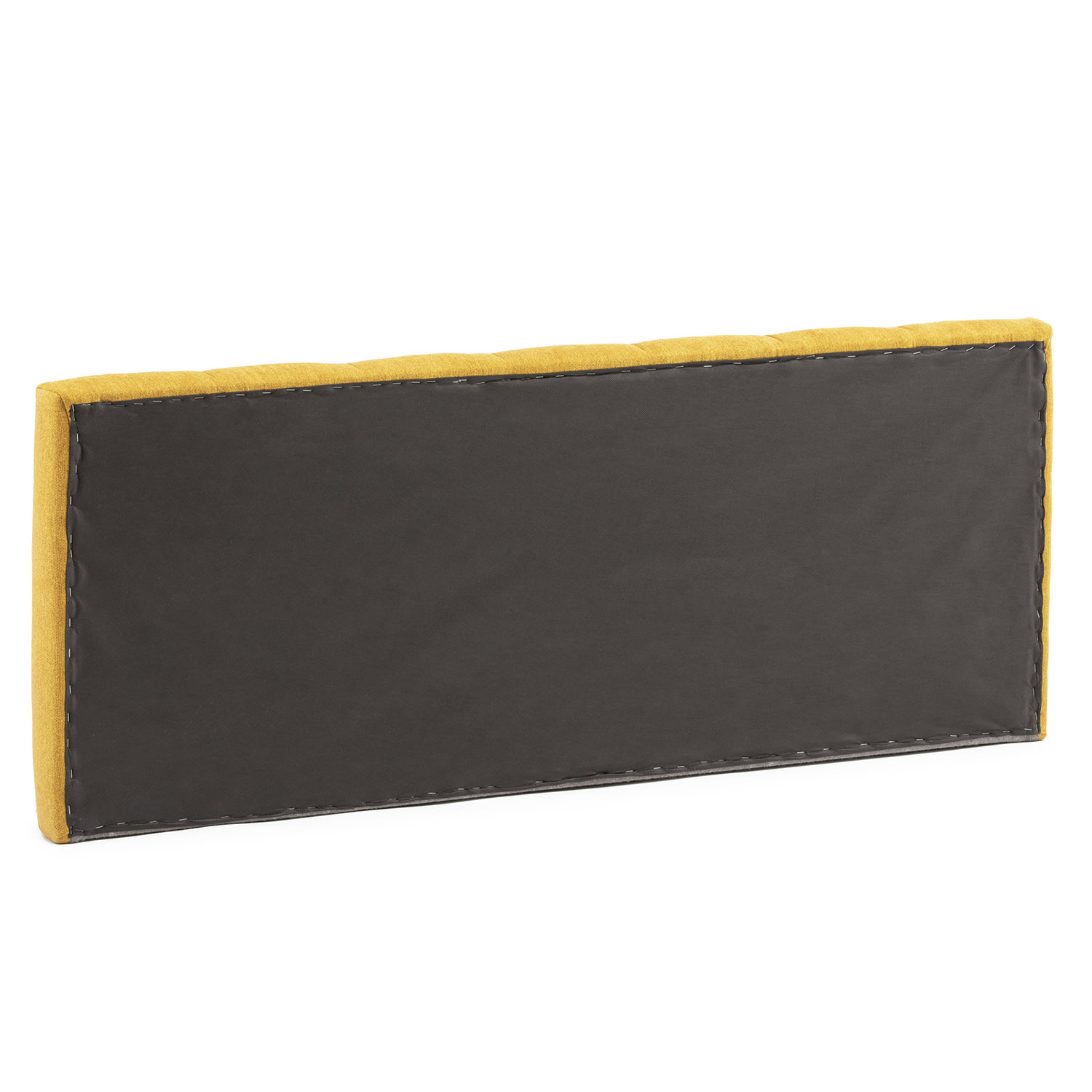 Respaldo de cama amarillo acolchado con tela oscura.