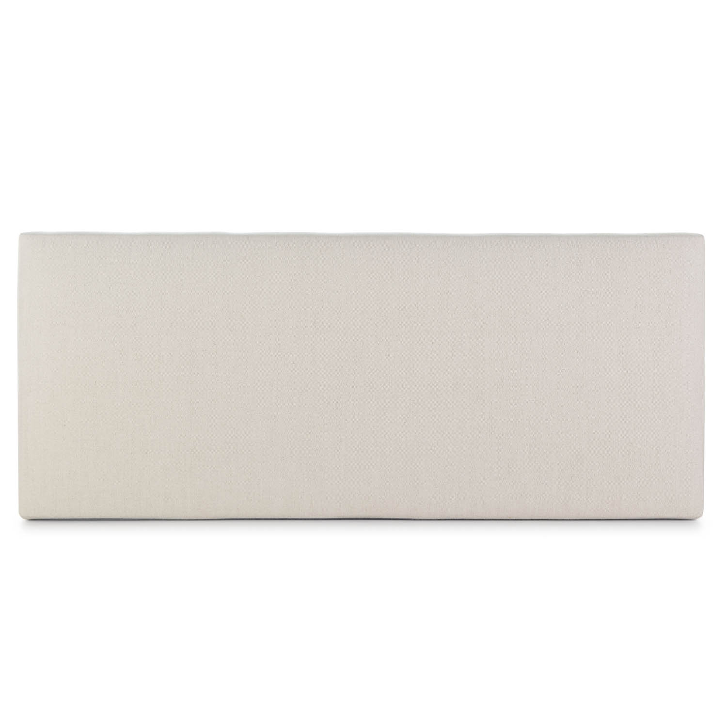 Un cabecero rectangular de tela beige claro sobre fondo blanco.