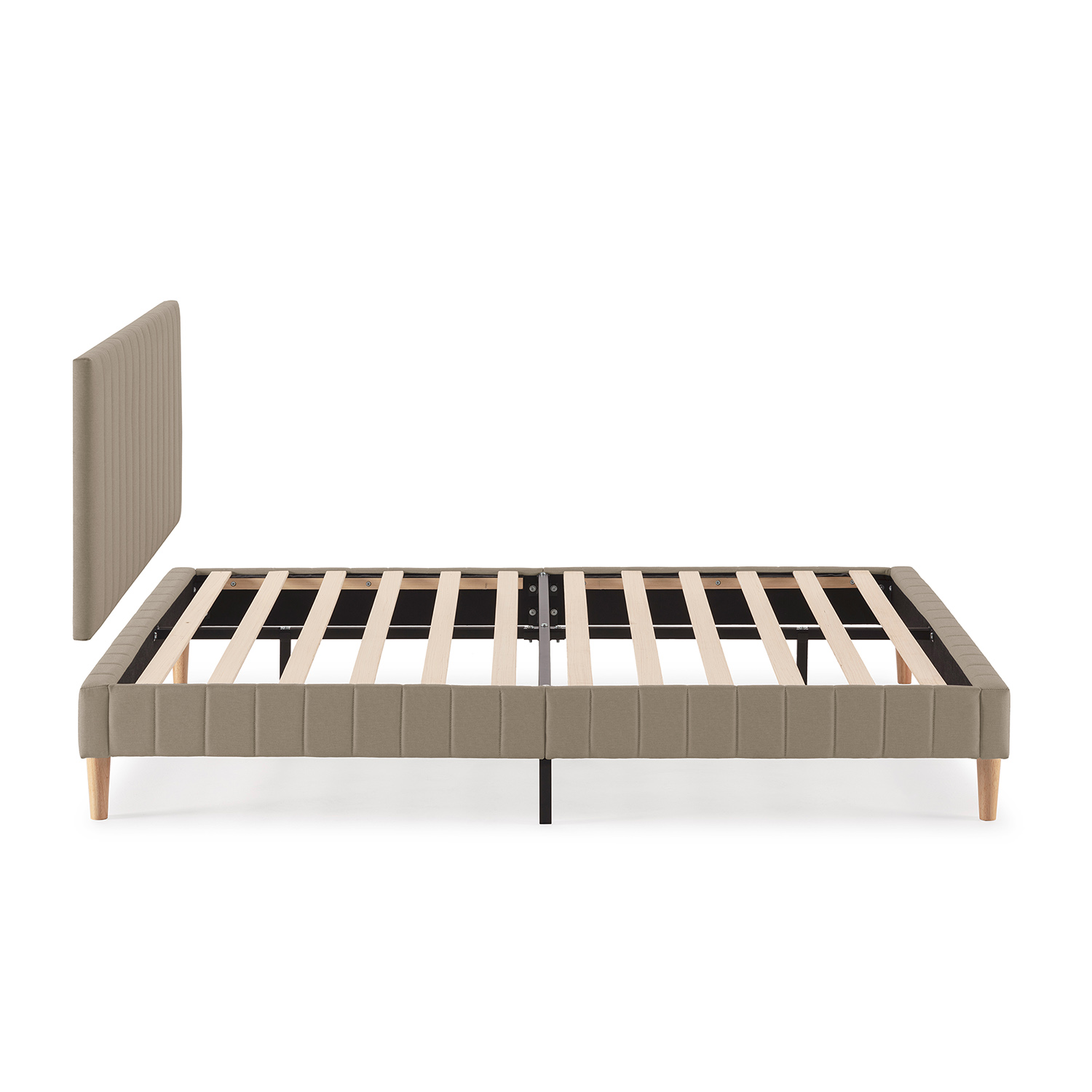 Un somier tapizado beige con listones de madera y un cabecero separado.