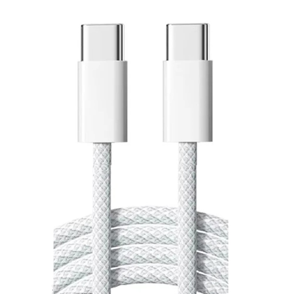 Gümüş konektörlü, örgülü beyaz iki adet USB-C kablosu.