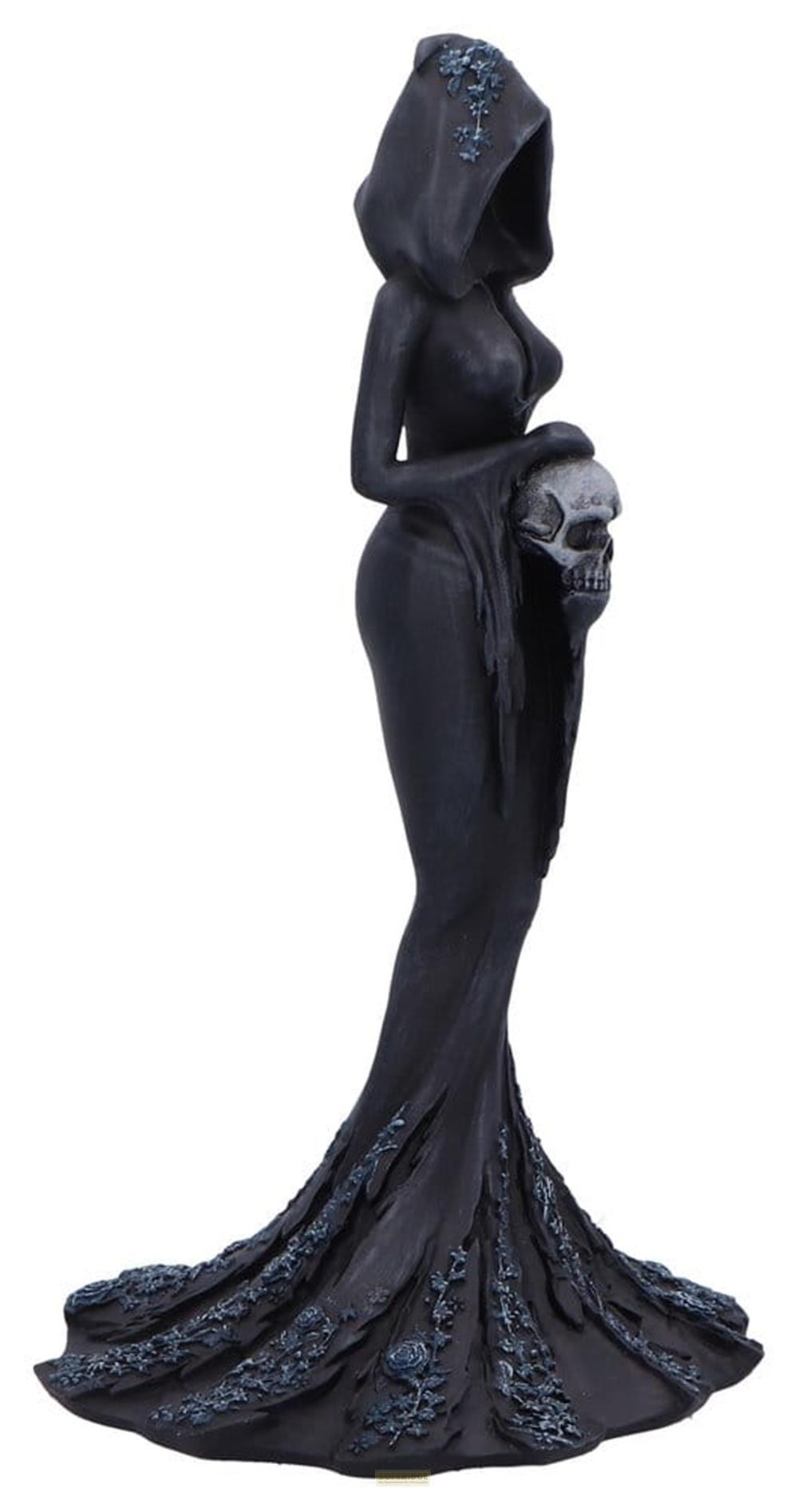 Schwarze Fee-Figur mit Kapuze, die einen Totenkopf hält, mit floralen Verzierungen.