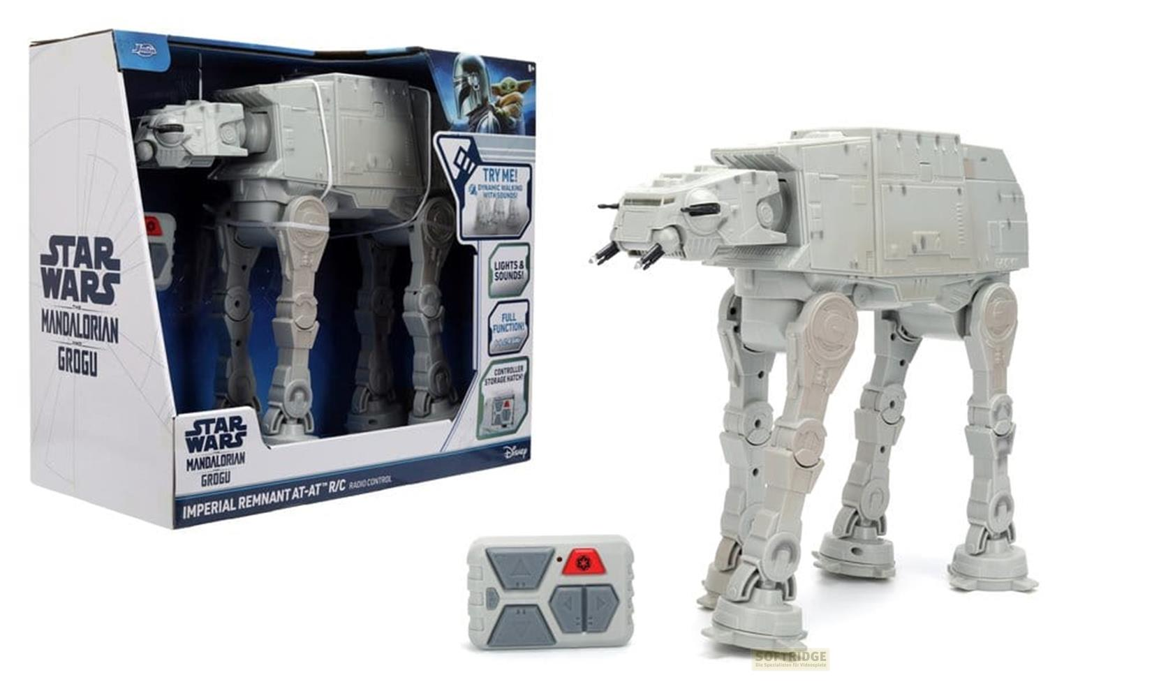 Ein Star Wars AT-AT Spielzeug mit Fernbedienung, in und aus der Verpackung.