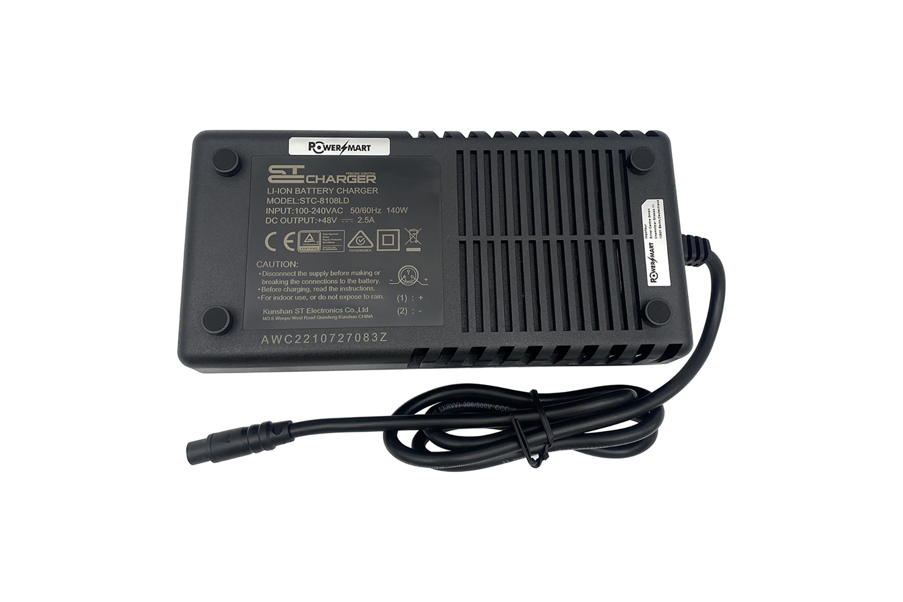 Schwarzes Ladegerät mit Kabel, Modell STC-8108LD, für Li-Ion-Batterien.