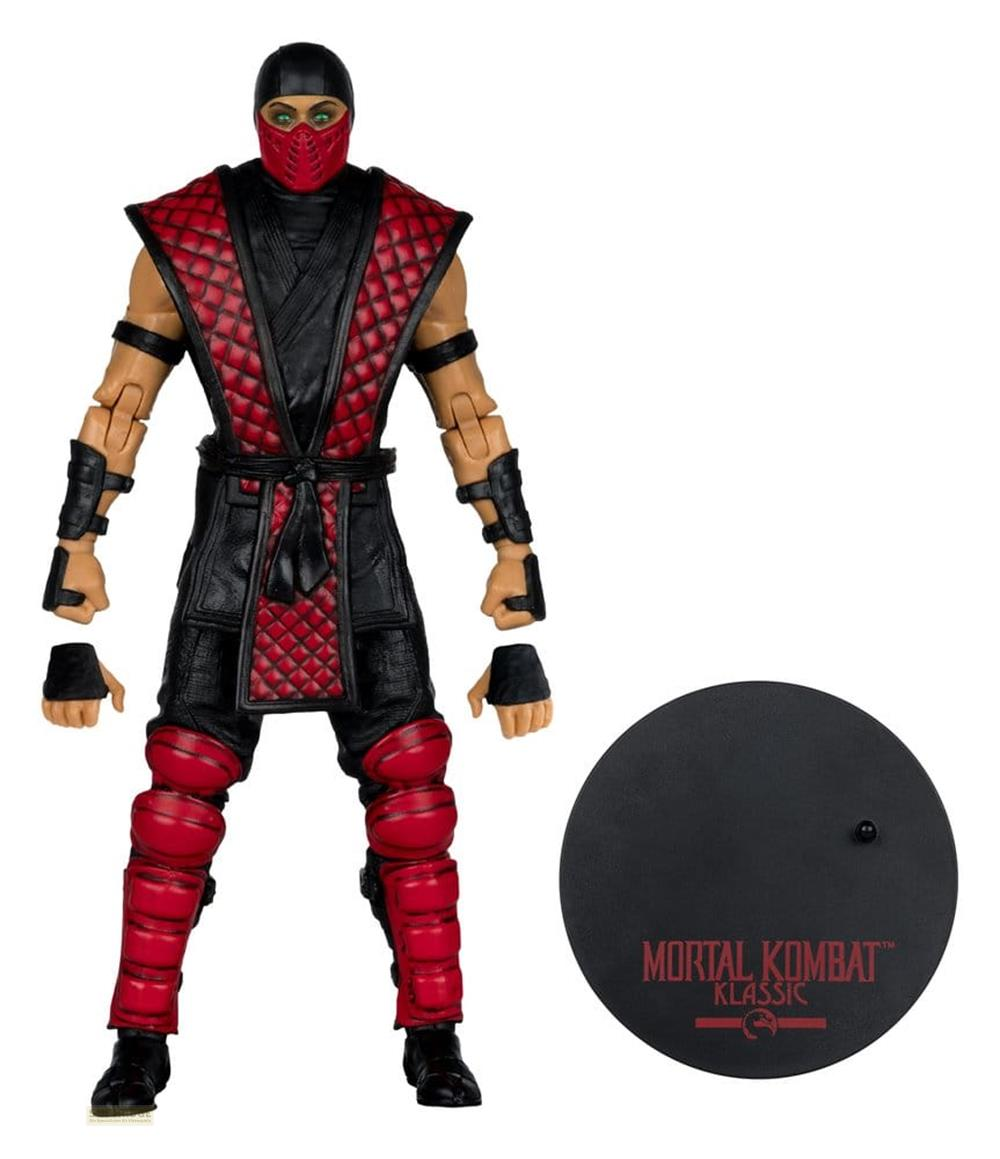 Eine Actionfigur von Scorpion aus Mortal Kombat mit rotem und schwarzem Outfit.