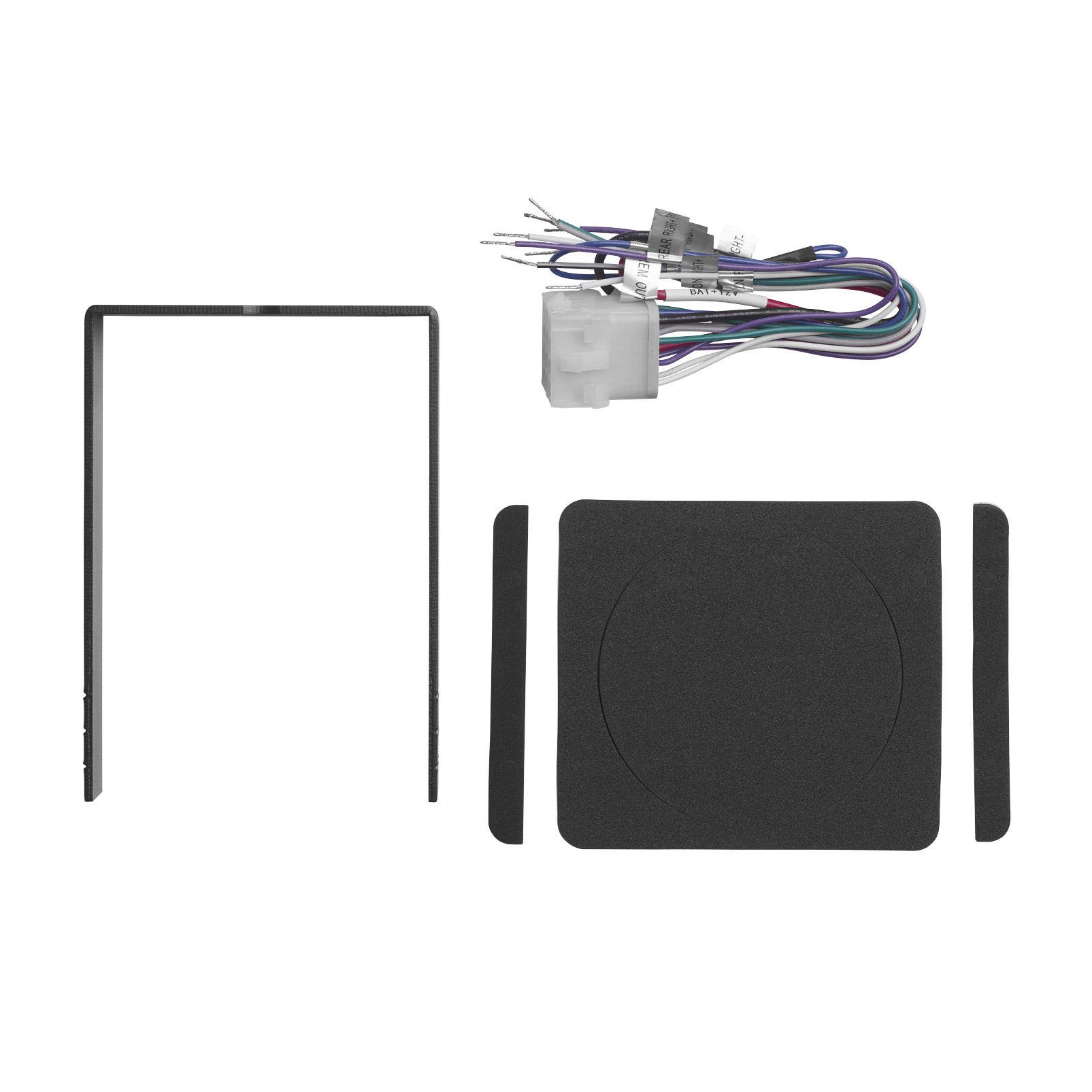 Einbau-Kit mit Kabelbaum und schwarzem Einbaurahmen.