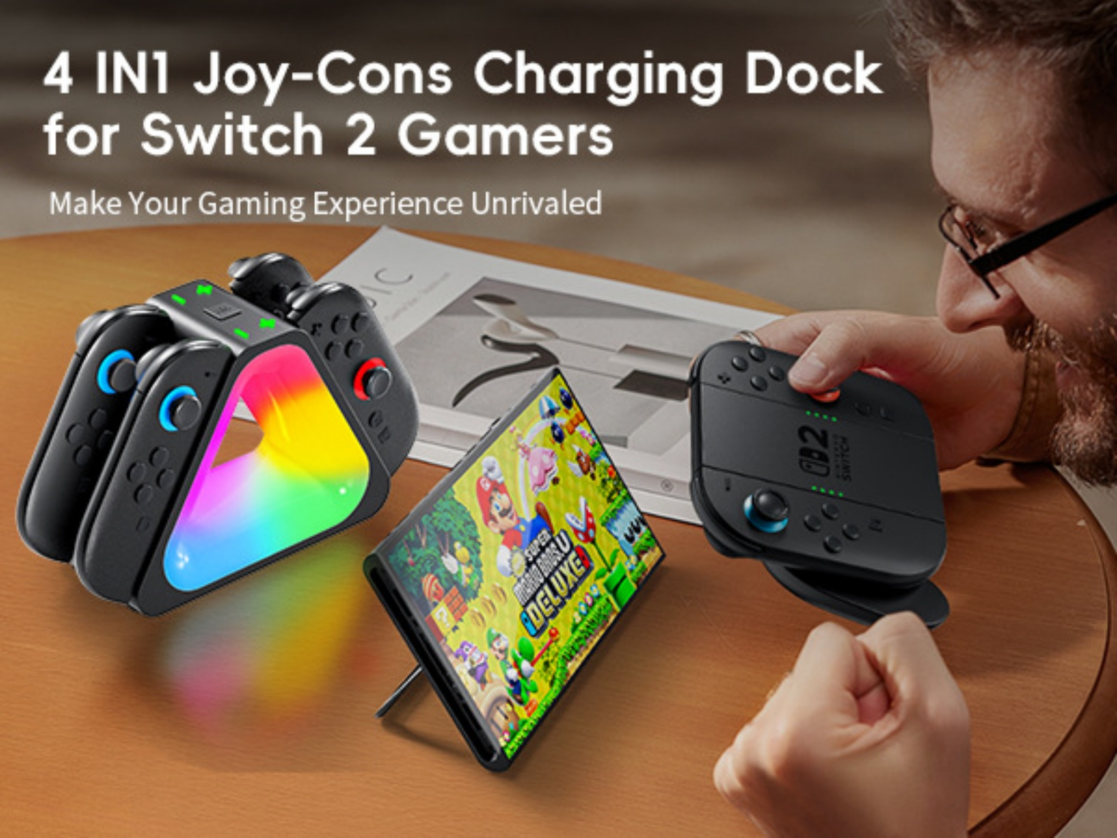 Ein Mann hält einen schwarzen Nintendo Switch Controller, daneben eine Ladestation mit bunten Lichtern.