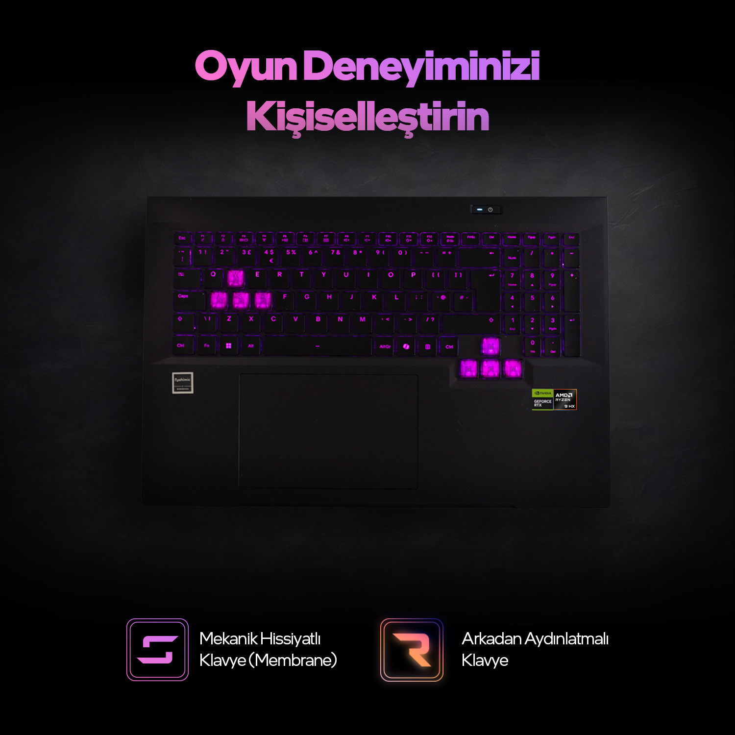 Mor tuşlu, aydınlatmalı klavyeli siyah dizüstü bilgisayar. Üstte mor yazı.