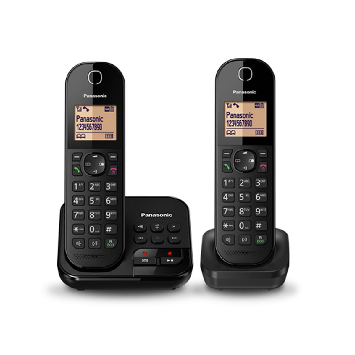 Due telefoni cordless Panasonic neri, uno sulla sua base, l'altro accanto.