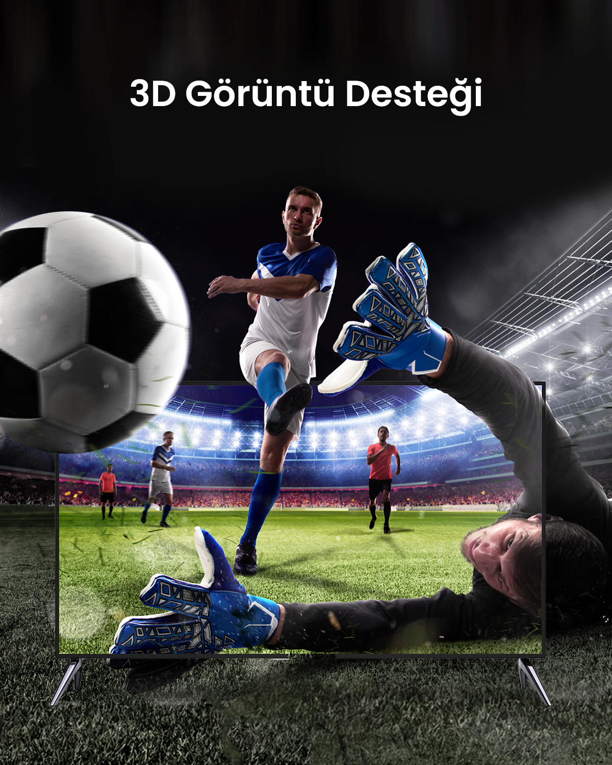 TV ekranında futbol maçı, kaleci topu yakalıyor.