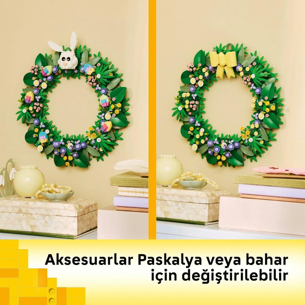 Renkli yumurtalar, çiçekler ve tavşan veya kurdeleli iki Paskalya çelengi.