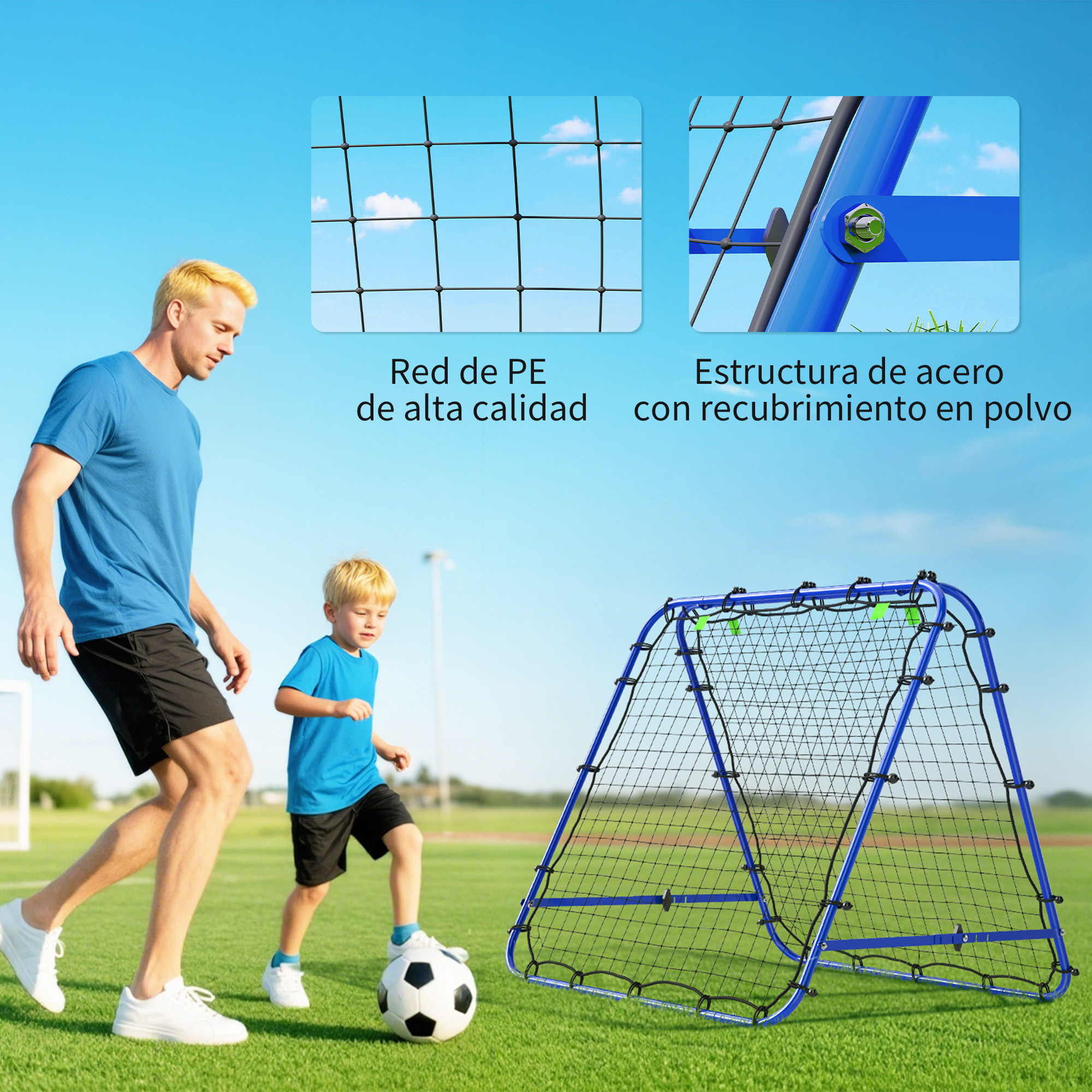 Hombre y niño juegan fútbol junto a una portería de fútbol azul en campo verde.