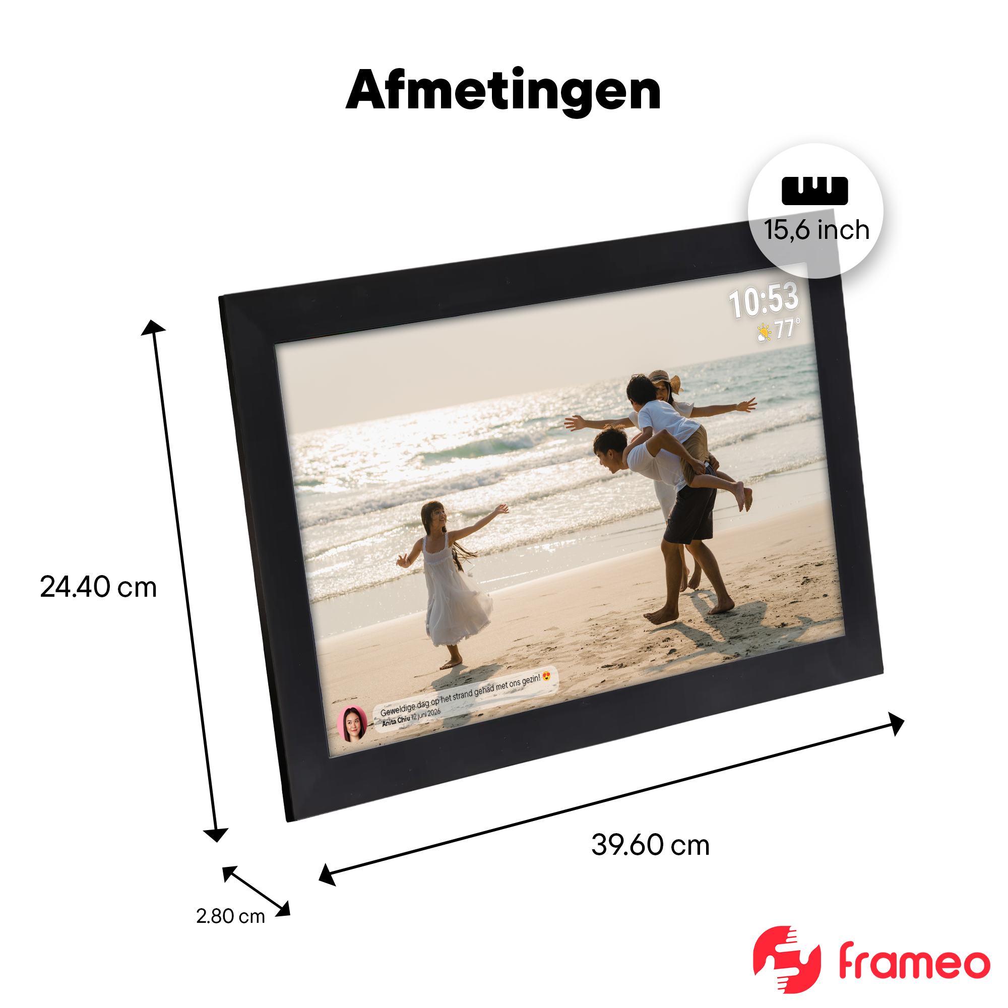 Cadre photo numérique montrant une famille sur une plage. Dimensions : 39,60 x 24,40 cm.