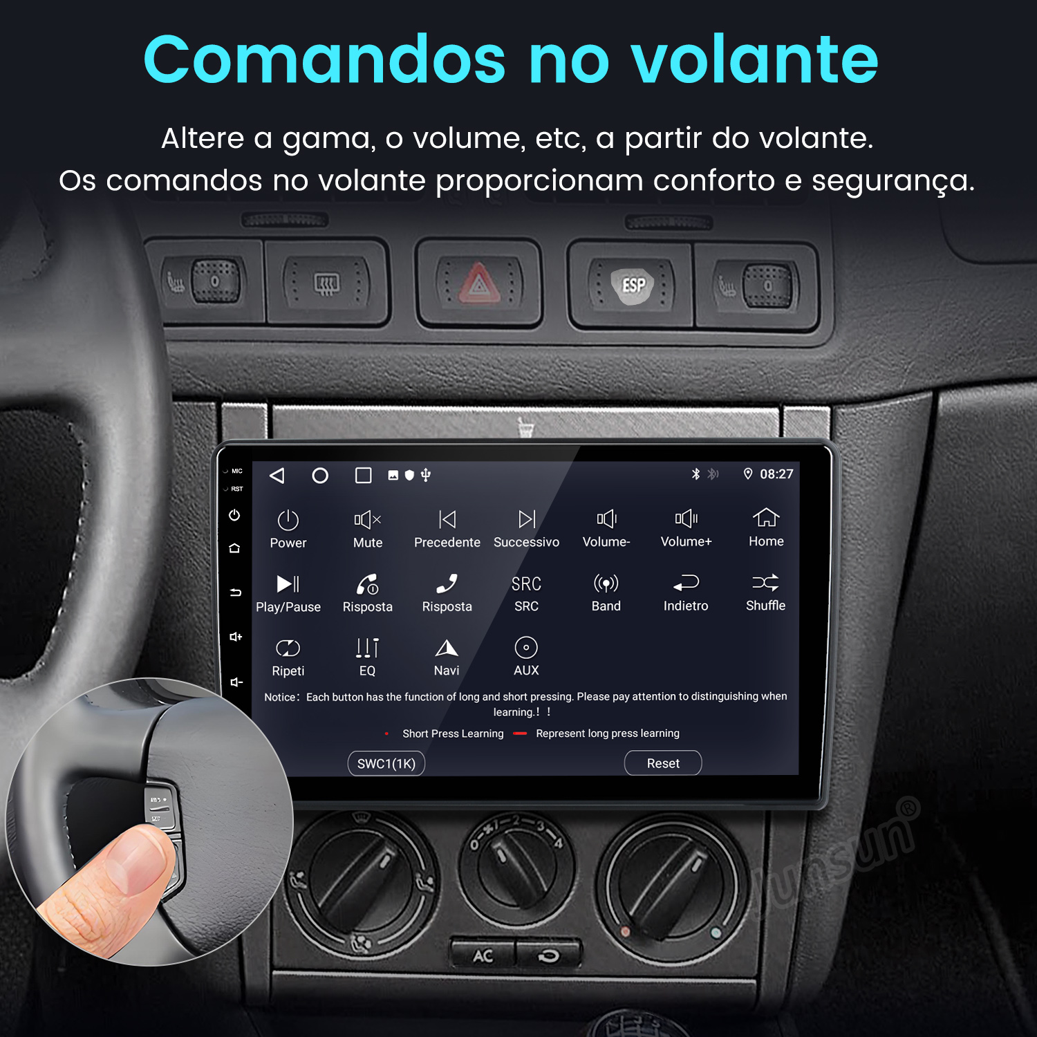 Un dedo presiona un botón en el volante de un coche, se muestra el sistema de infoentretenimiento.