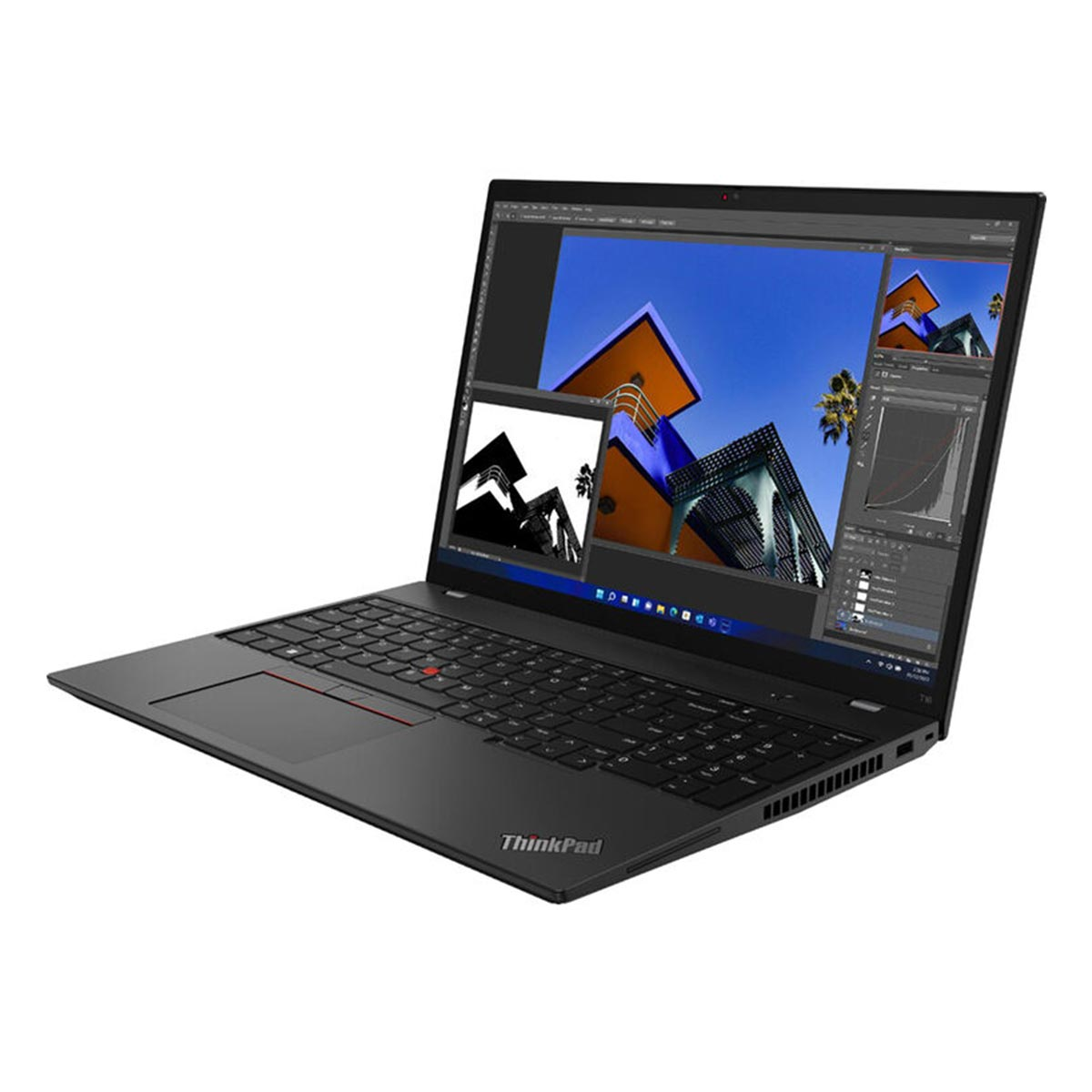 Otwarty czarny laptop wyświetlający oprogramowanie do edycji zdjęć na ekranie.