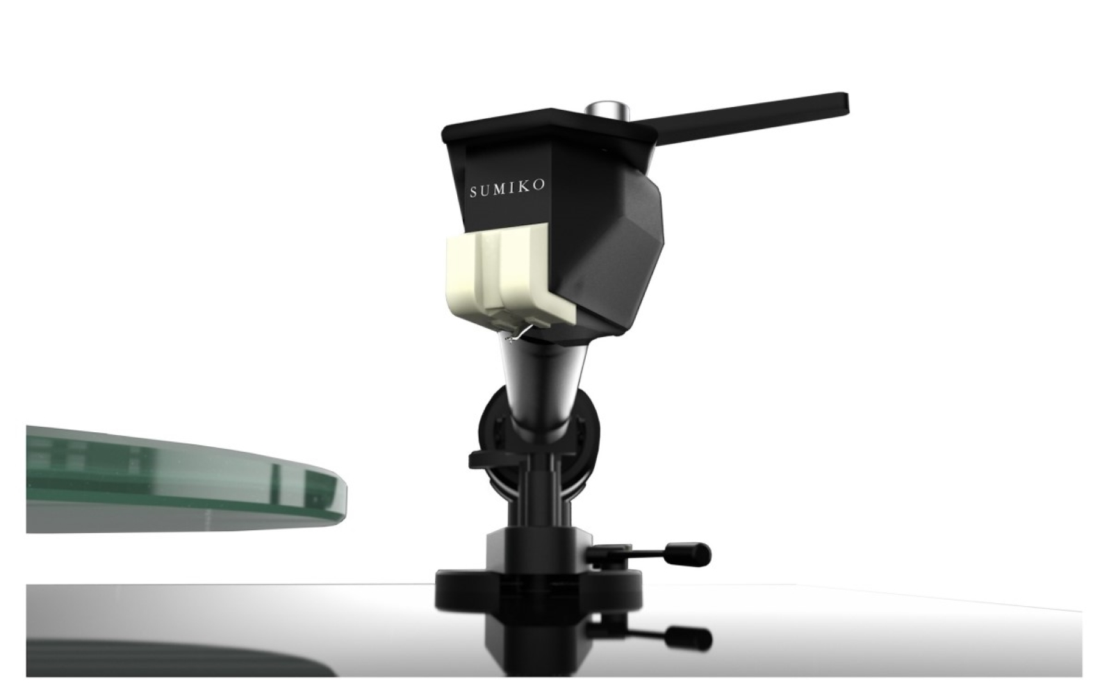 Czarna główka Sumiko z kremowym mocowaniem igły na gramofonie.