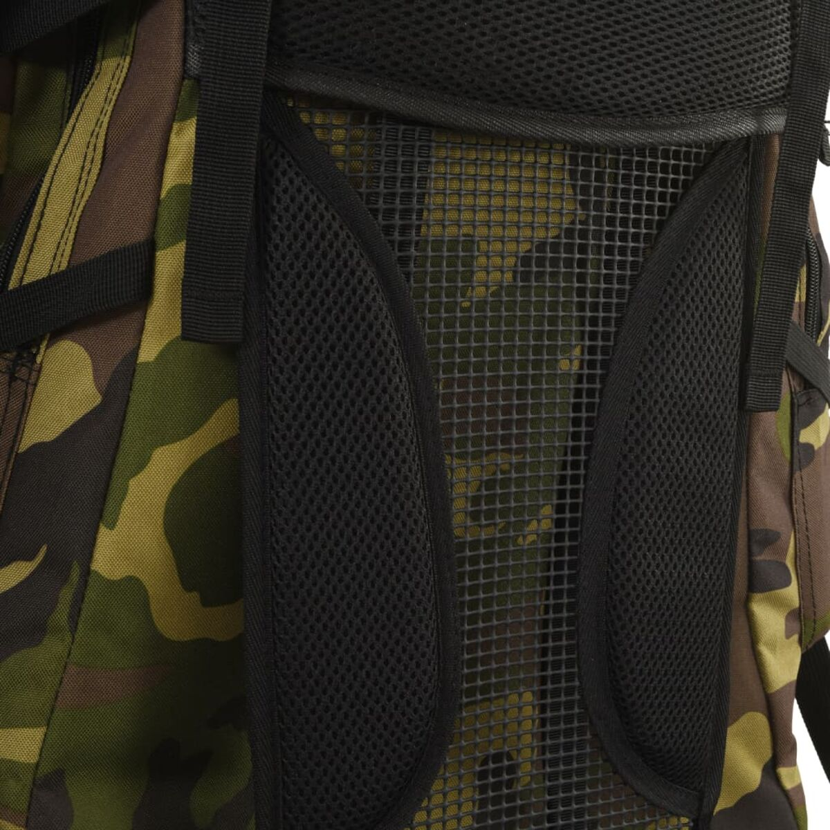Rucksack mit Tarnmuster und schwarzen Netzpolstern am Rücken.