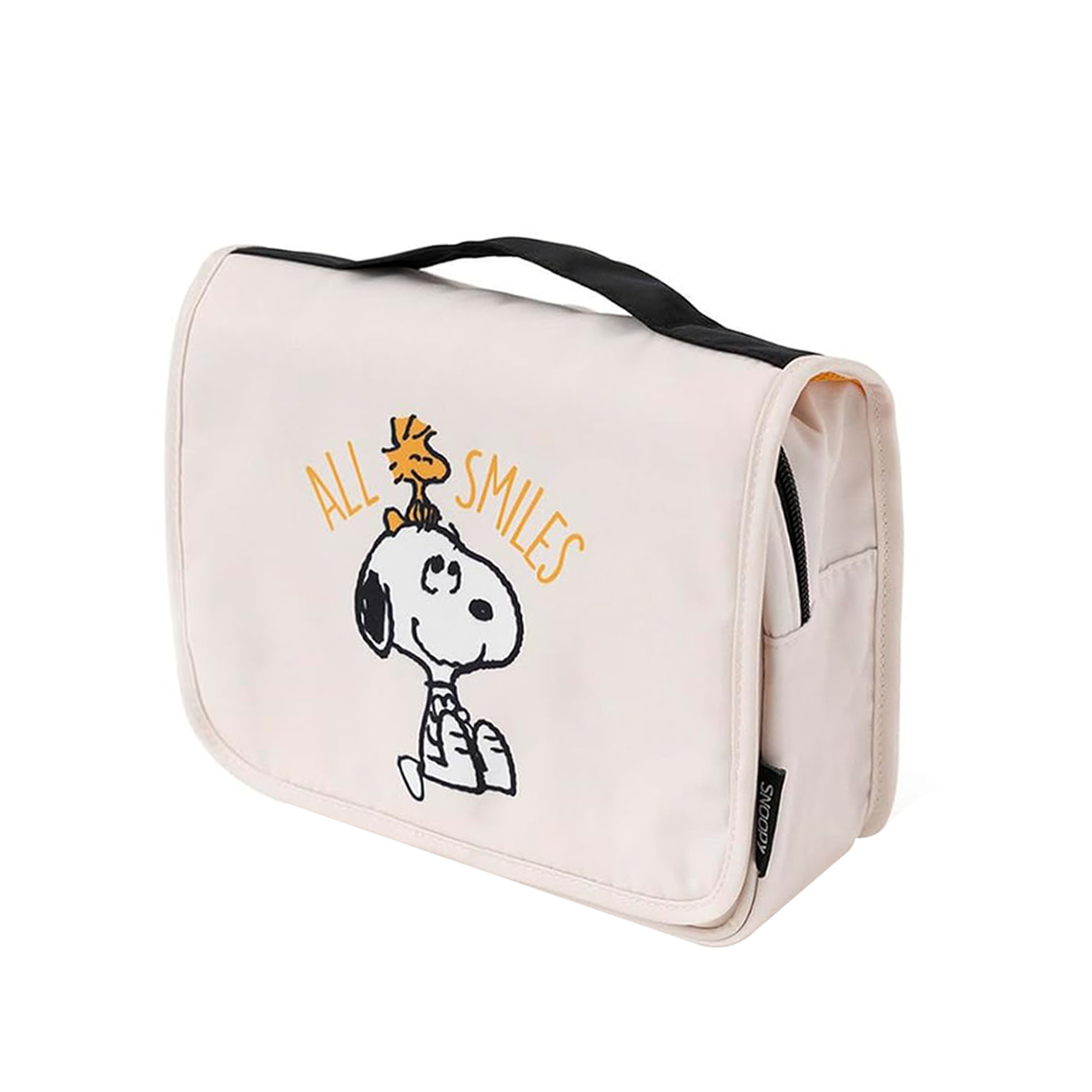 Eine weiße Kulturtasche mit Snoopy und Woodstock, die sagt: "All Smiles".