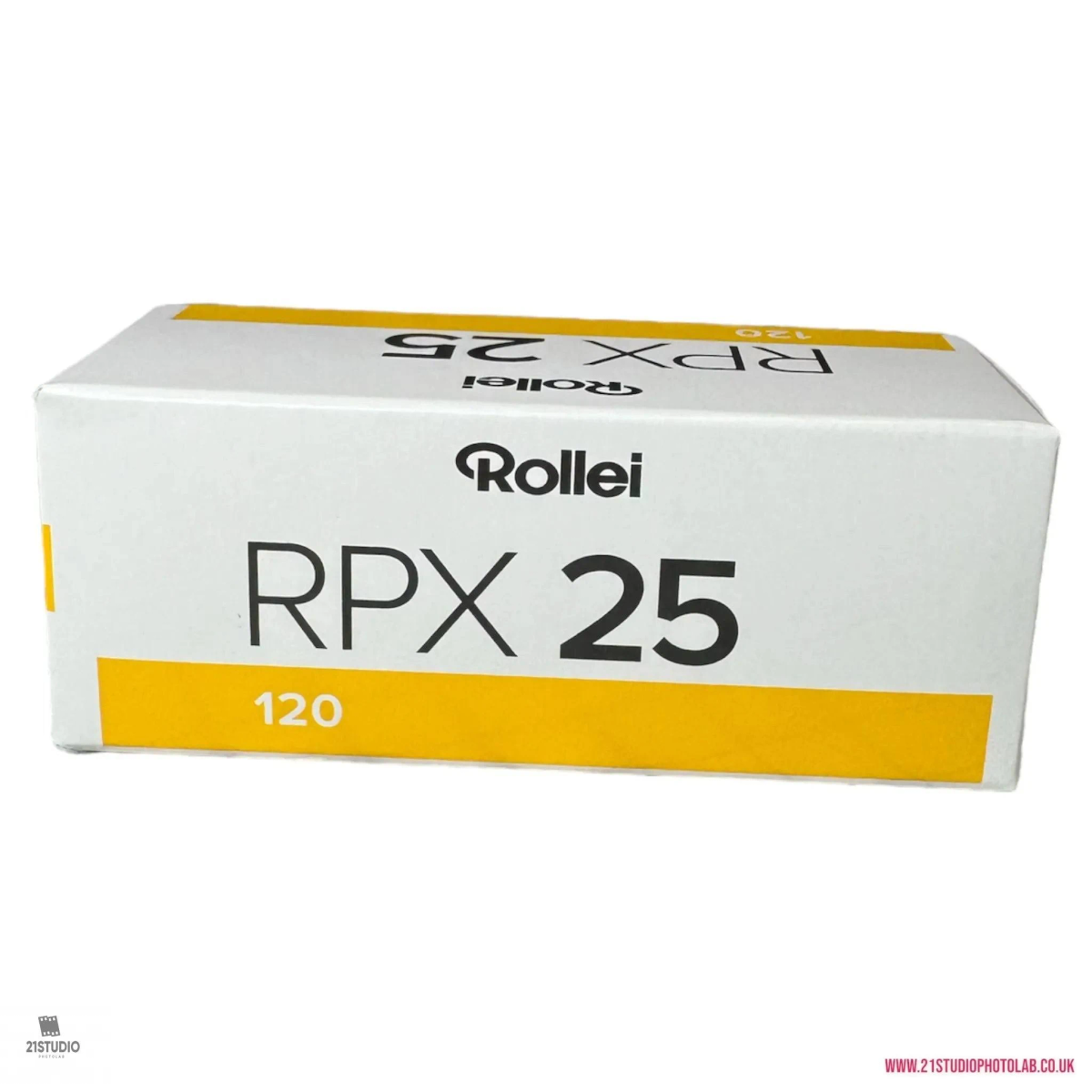 Caja de película Rollei RPX 25 120 con franja amarilla sobre fondo blanco.