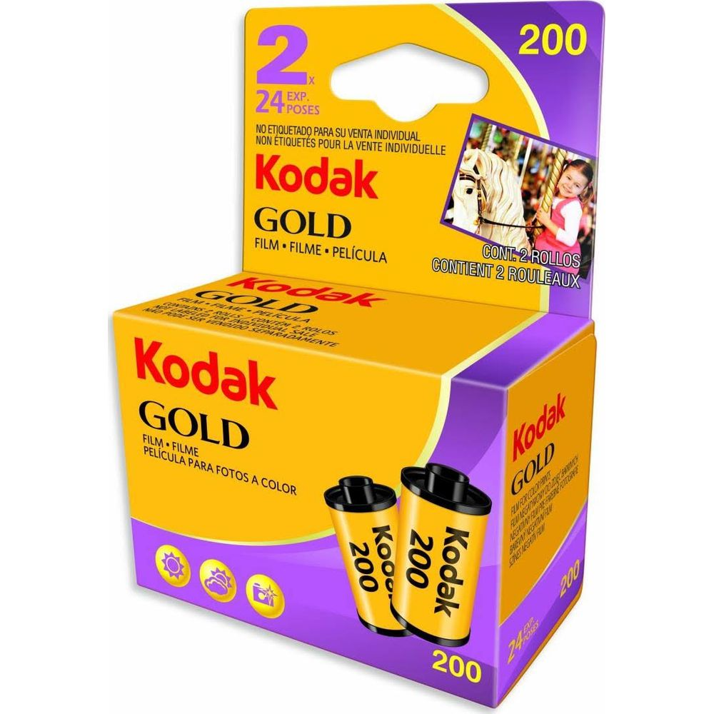 Dos paquetes de rollos de película Kodak Gold 200, 24 exposiciones, morado y amarillo.